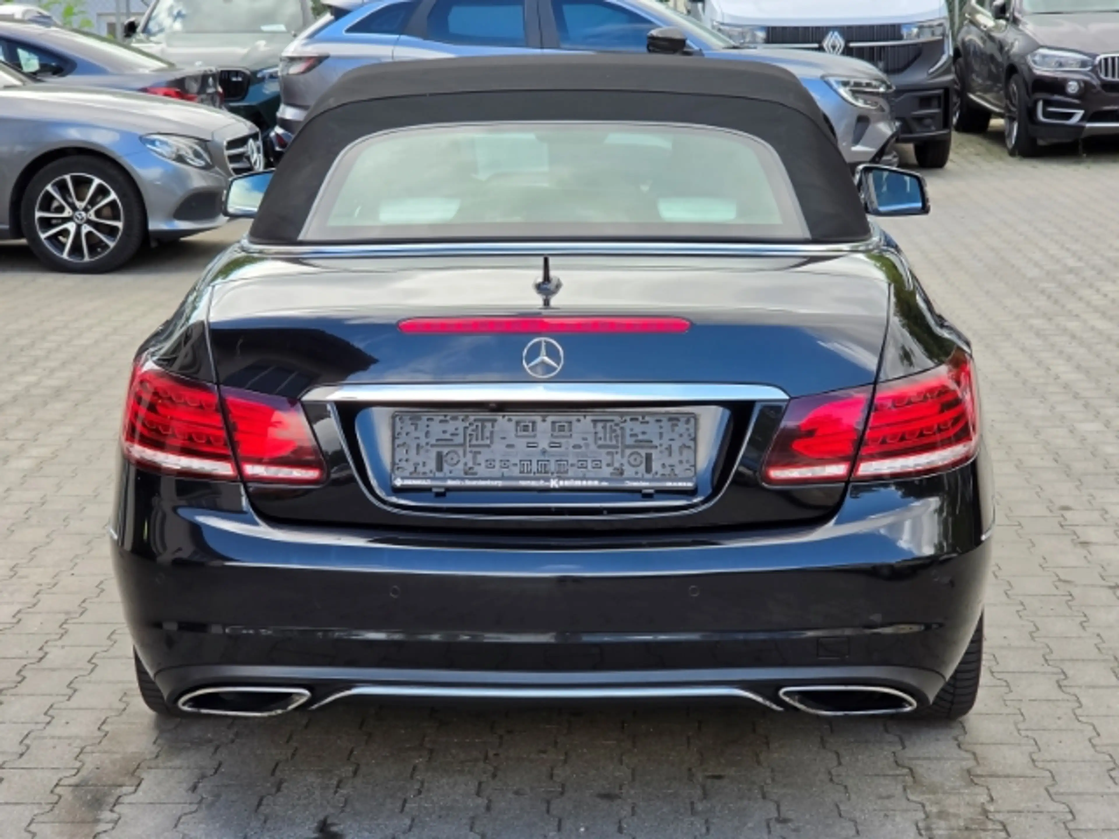 Mercedes-Benz E 350 Cabrio BlueTec d — photo 5