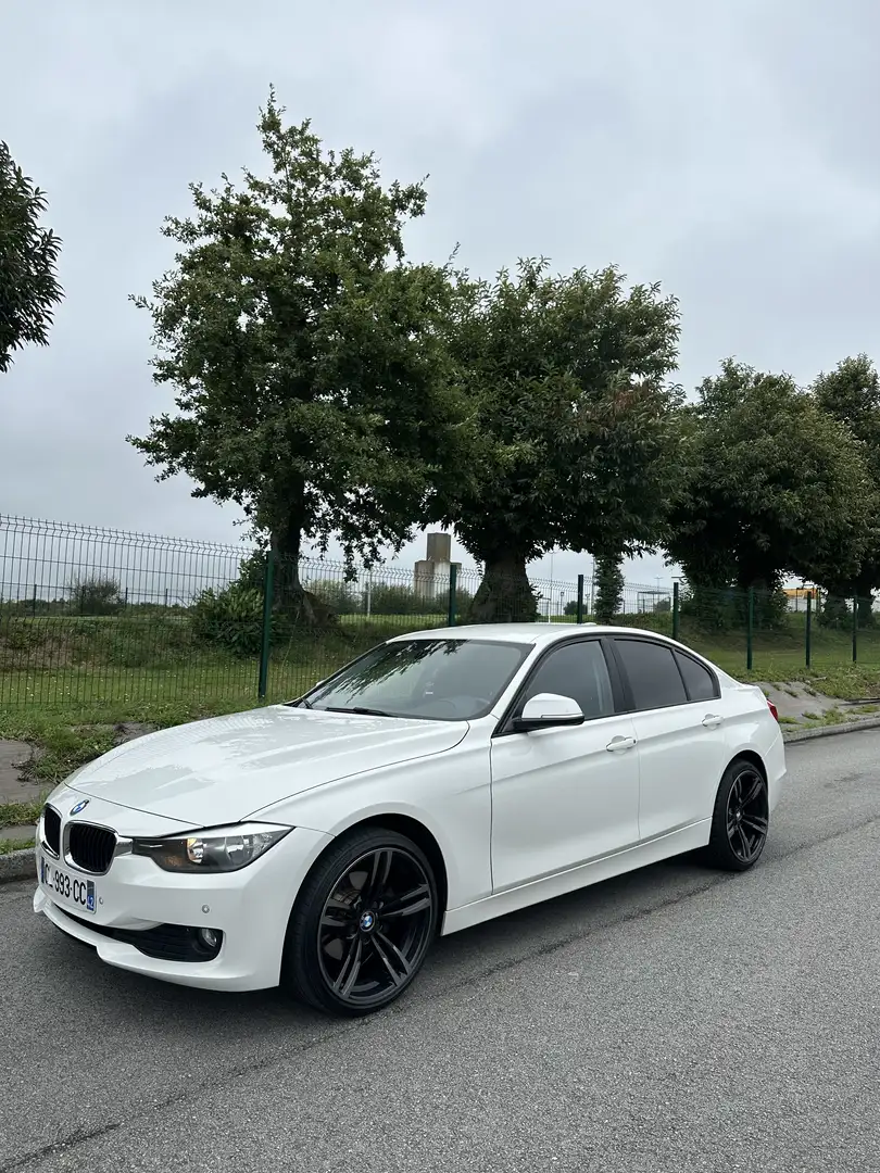 BMW 320 320d 184 ch Edition - 1