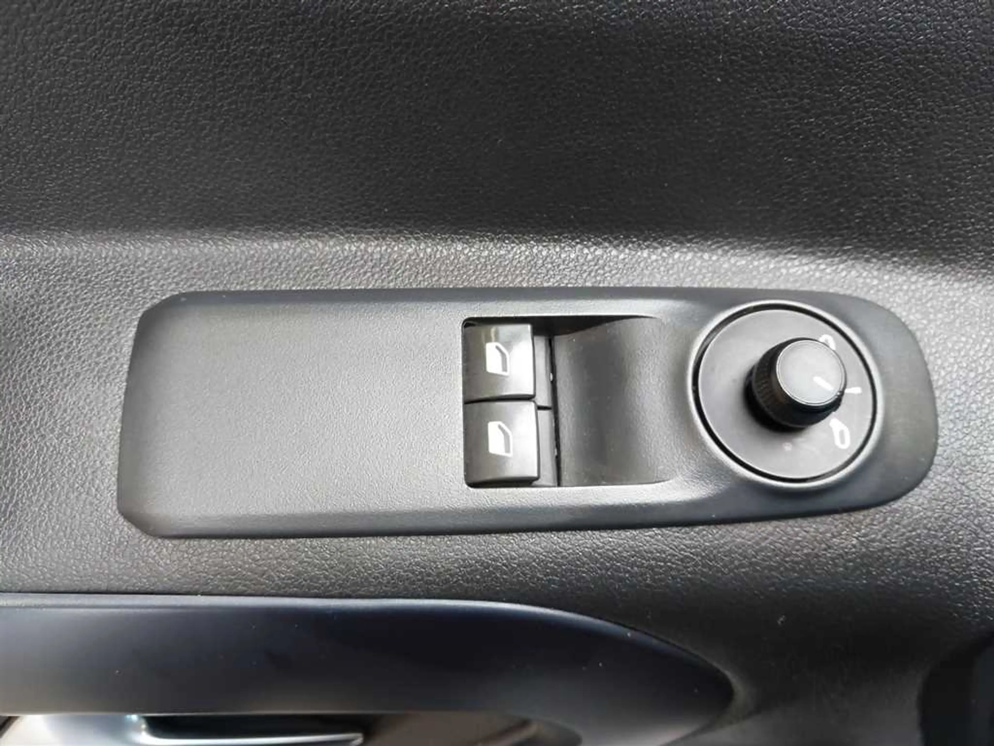Peugeot Rifter Kombi Allure 1.2 PureTech 110 L1 — photo 13
