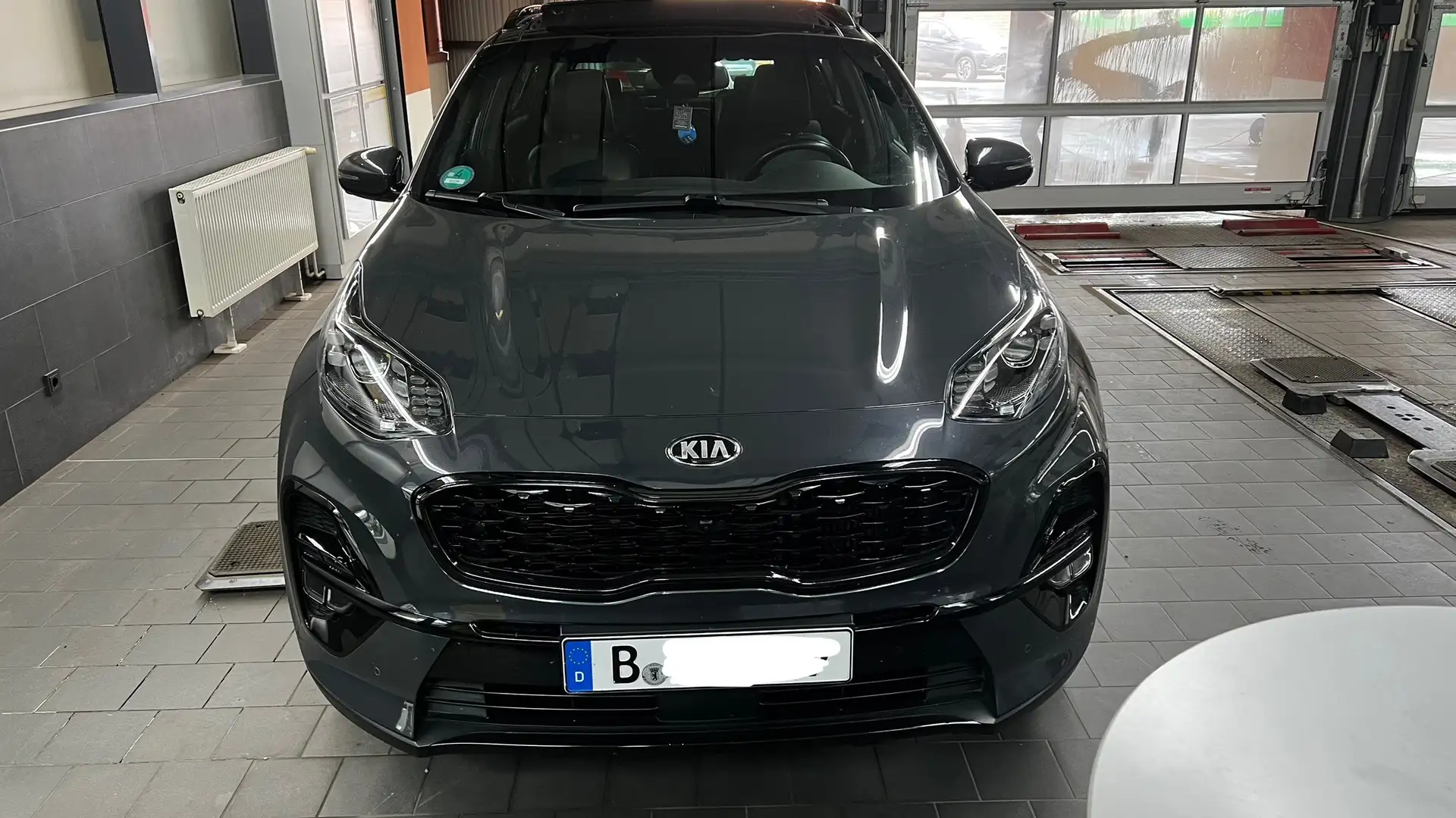 Kia Sportage GT-Line 4WD*Pano*2.Hand*Garantie Grey - 2