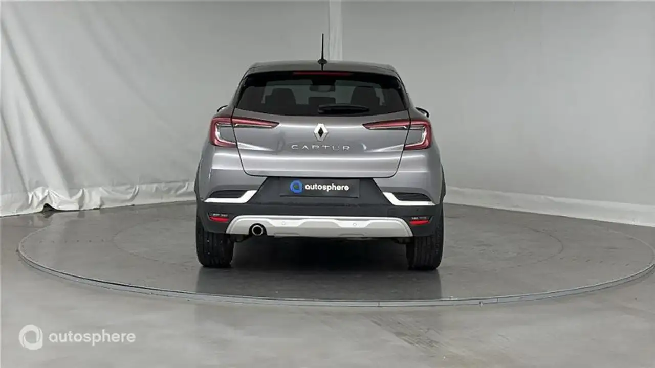 Renault Captur — photo 6