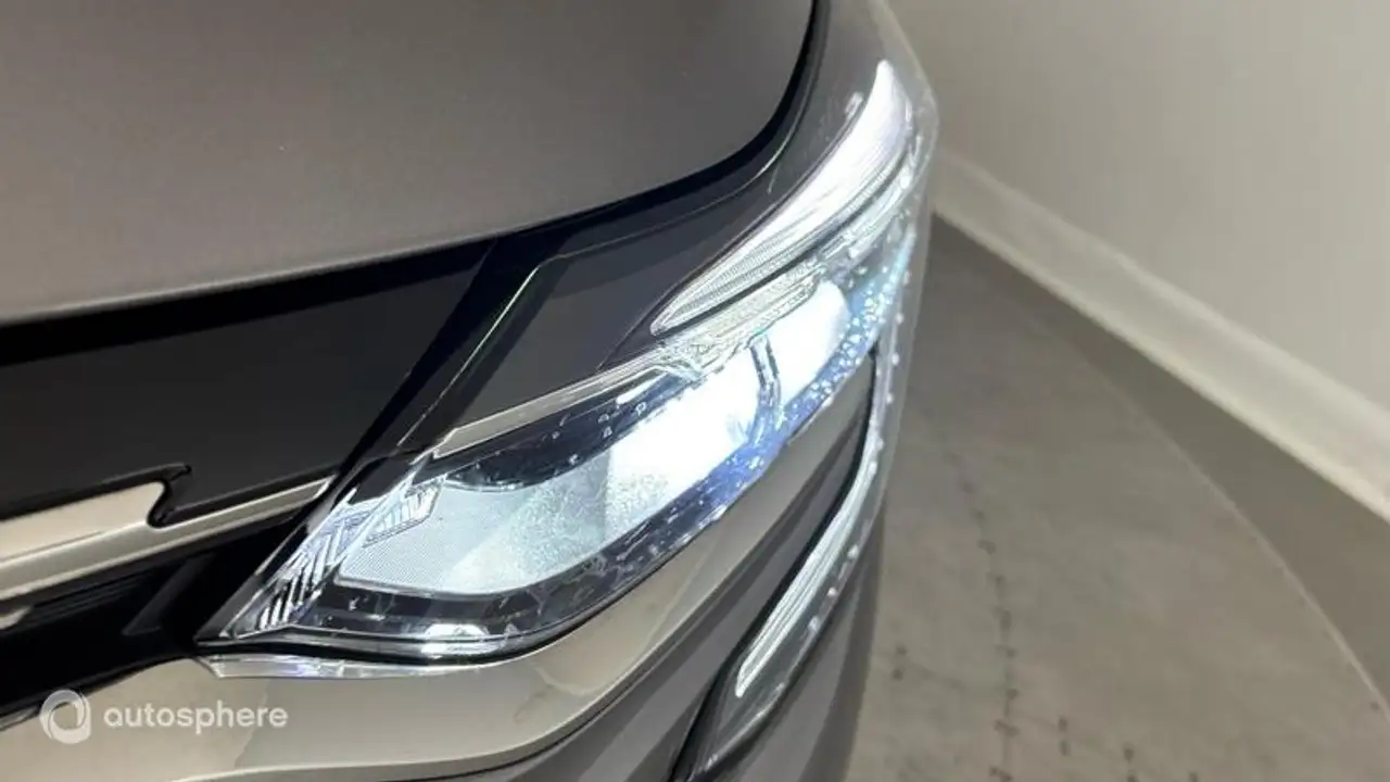 Renault Captur — photo 17