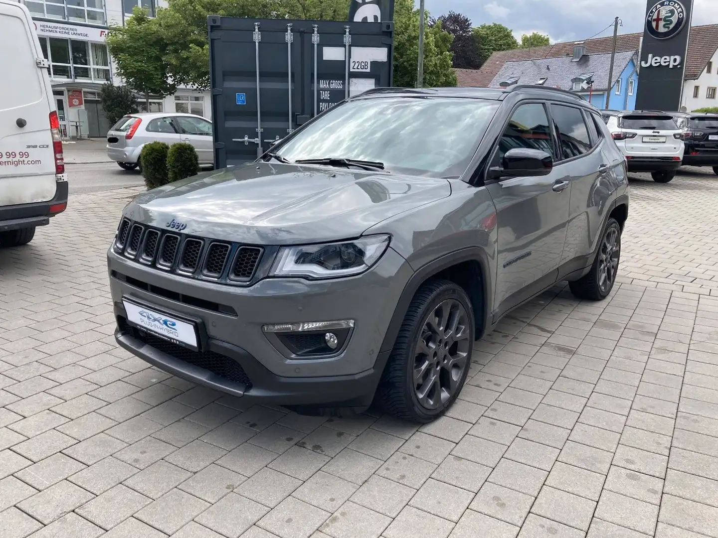 Jeep Compass S Plug-In Hybrid 4WD 240 PS Schiebedach Grau - 1