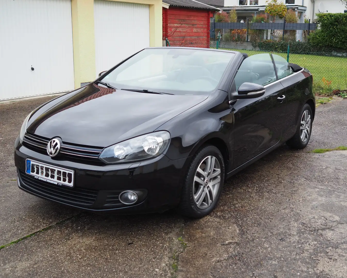 Volkswagen Golf Cabriolet Golf VI Cabrio 1.2 TSI PDC, ALU, SHZ, MFA Topzust. Чорний - 2