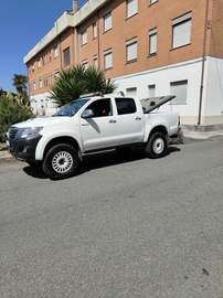 3.0 d-4d double cab SR auto