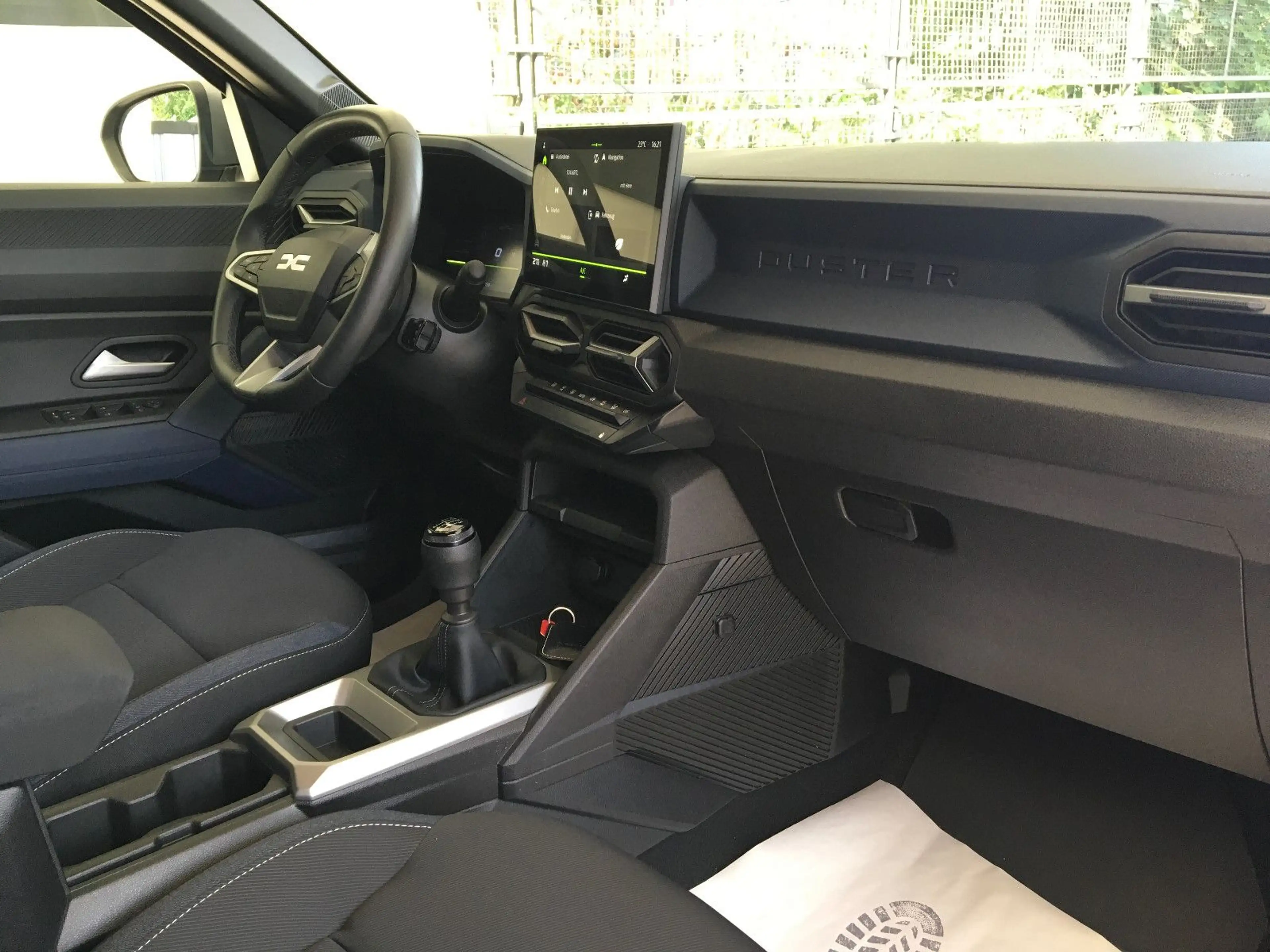 Dacia Duster III TCe 130 Journey/1.Hd/LED/Navi/Temp — photo 14