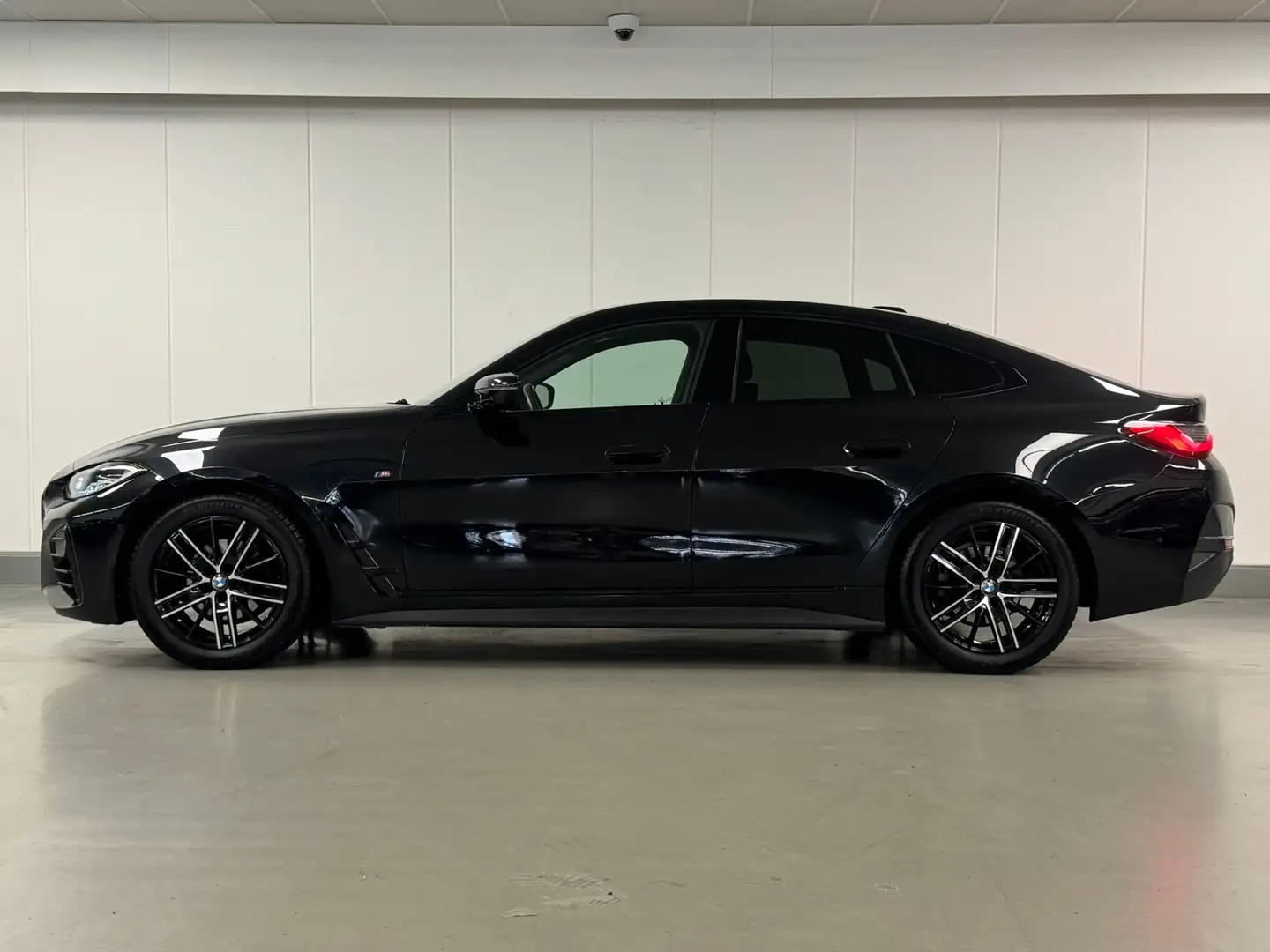 BMW 420 GRANCOUPE MHEV DAS PACK M SPORT CAMERA GPS CUIR Zwart - 2