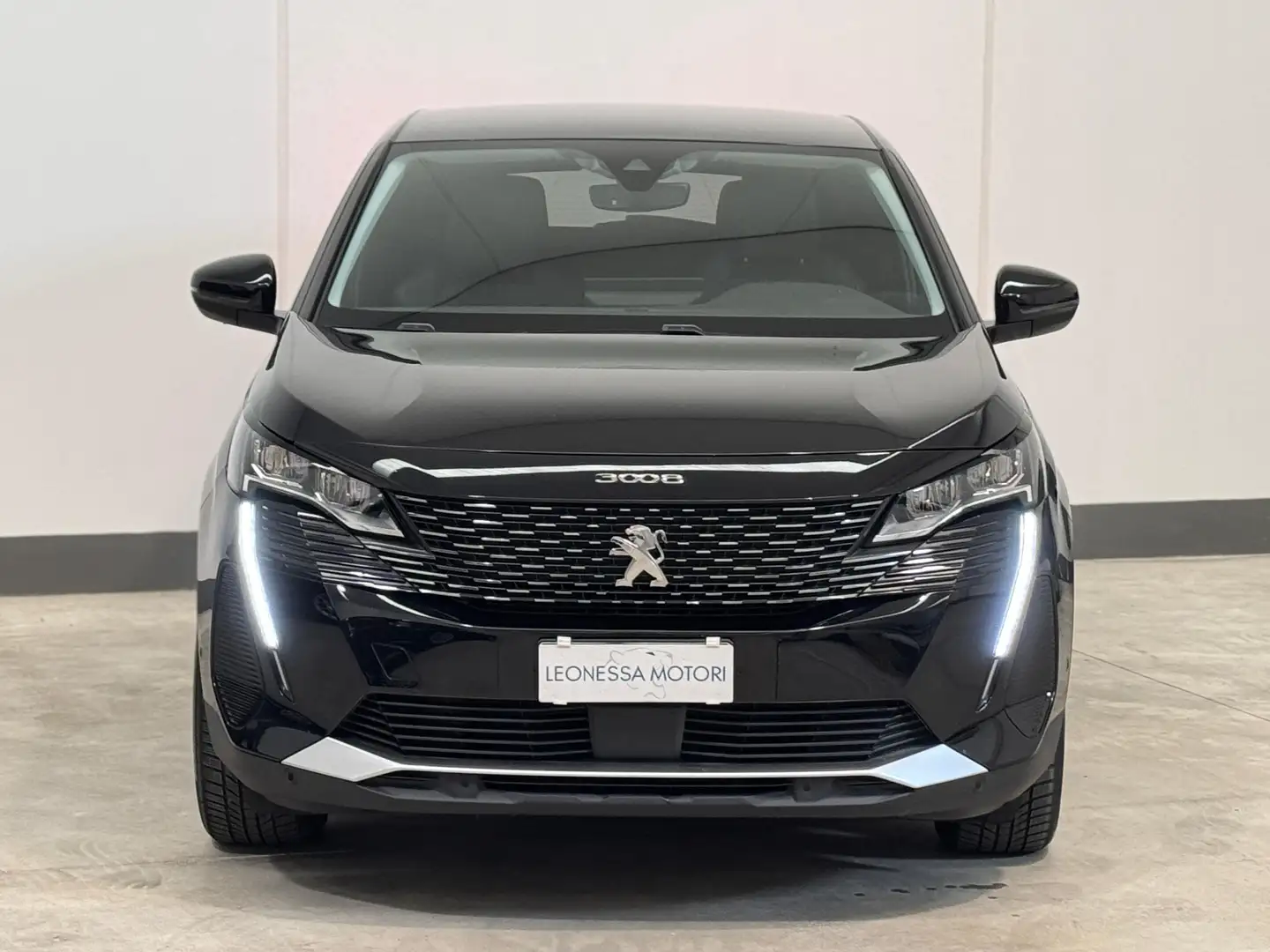 Peugeot 3008 3008 1.6 hybrid phev Allure Pack 225cv e-eat8 Černá - 2