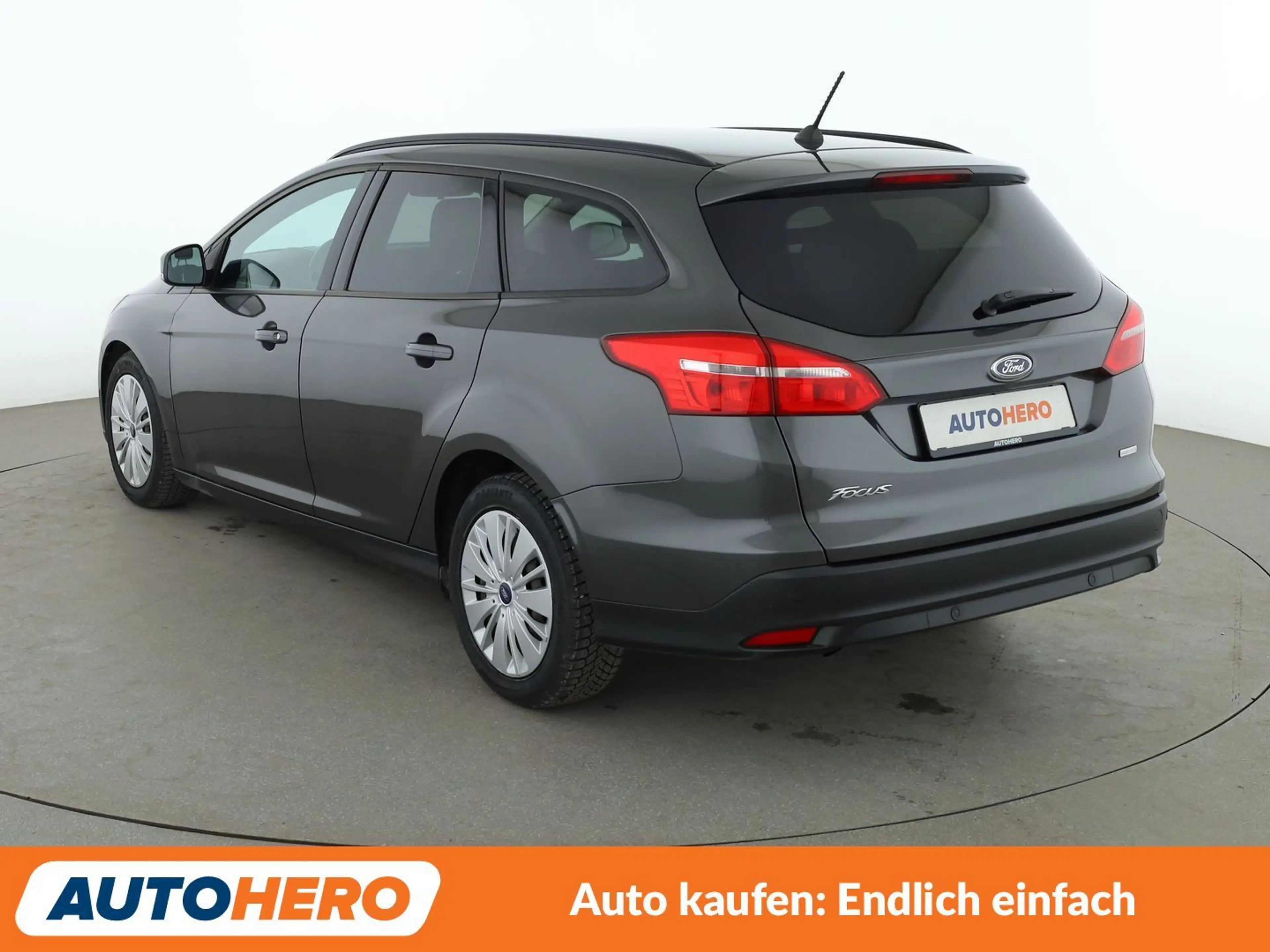Ford Focus 1.0 EcoBoost Business*NAVI*TEMPO*PDC*KLIMA* — photo 4