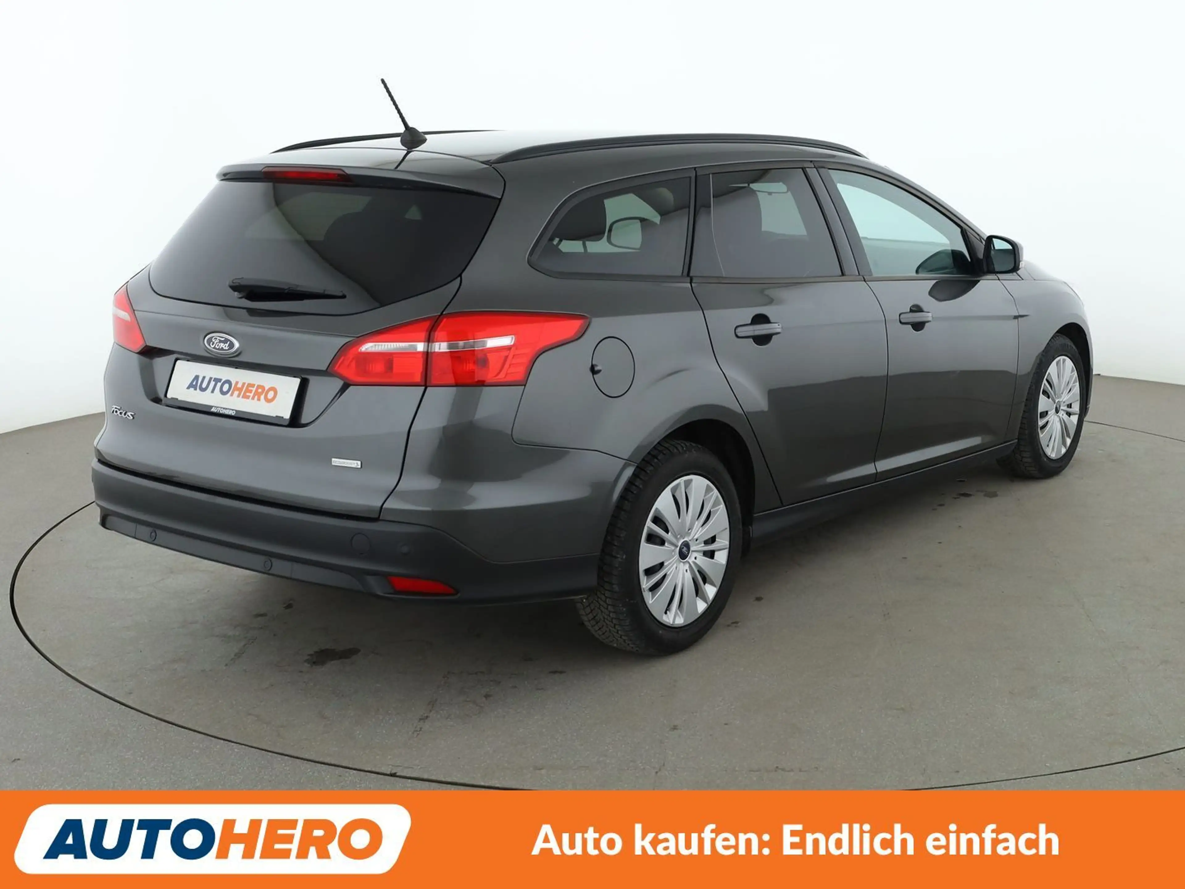Ford Focus 1.0 EcoBoost Business*NAVI*TEMPO*PDC*KLIMA* — photo 6