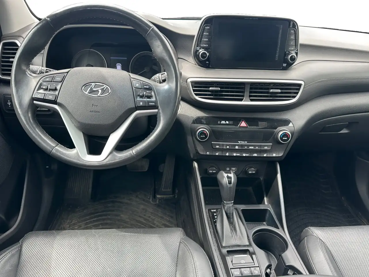Hyundai TUCSON снимка Hyundai TUCSON