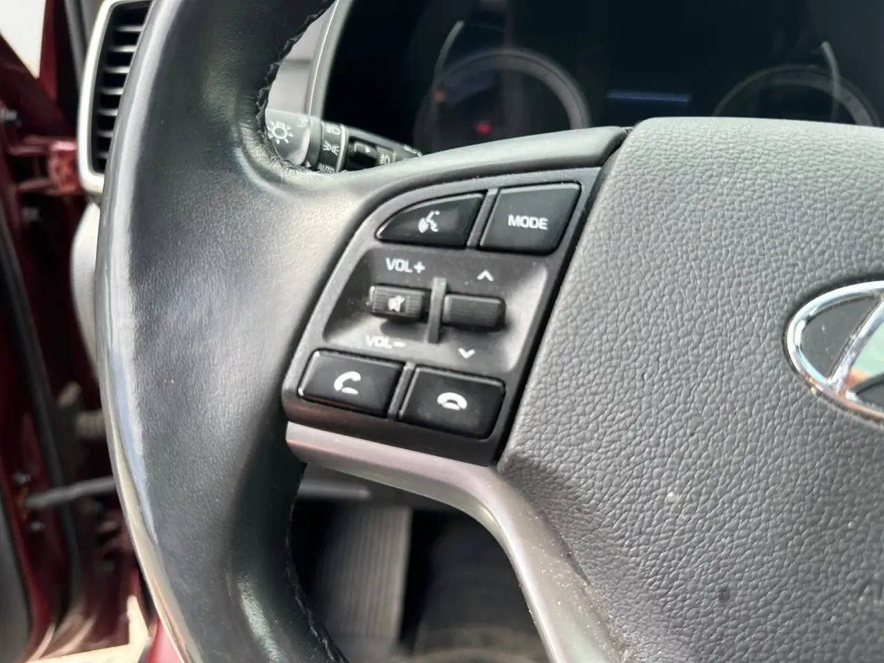 Hyundai TUCSON снимка Hyundai TUCSON