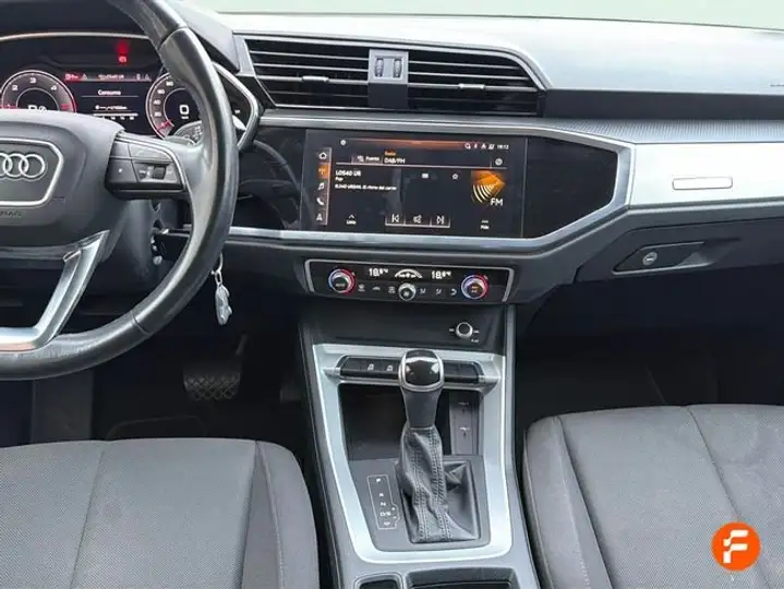 Audi Q3 2021, foto 17