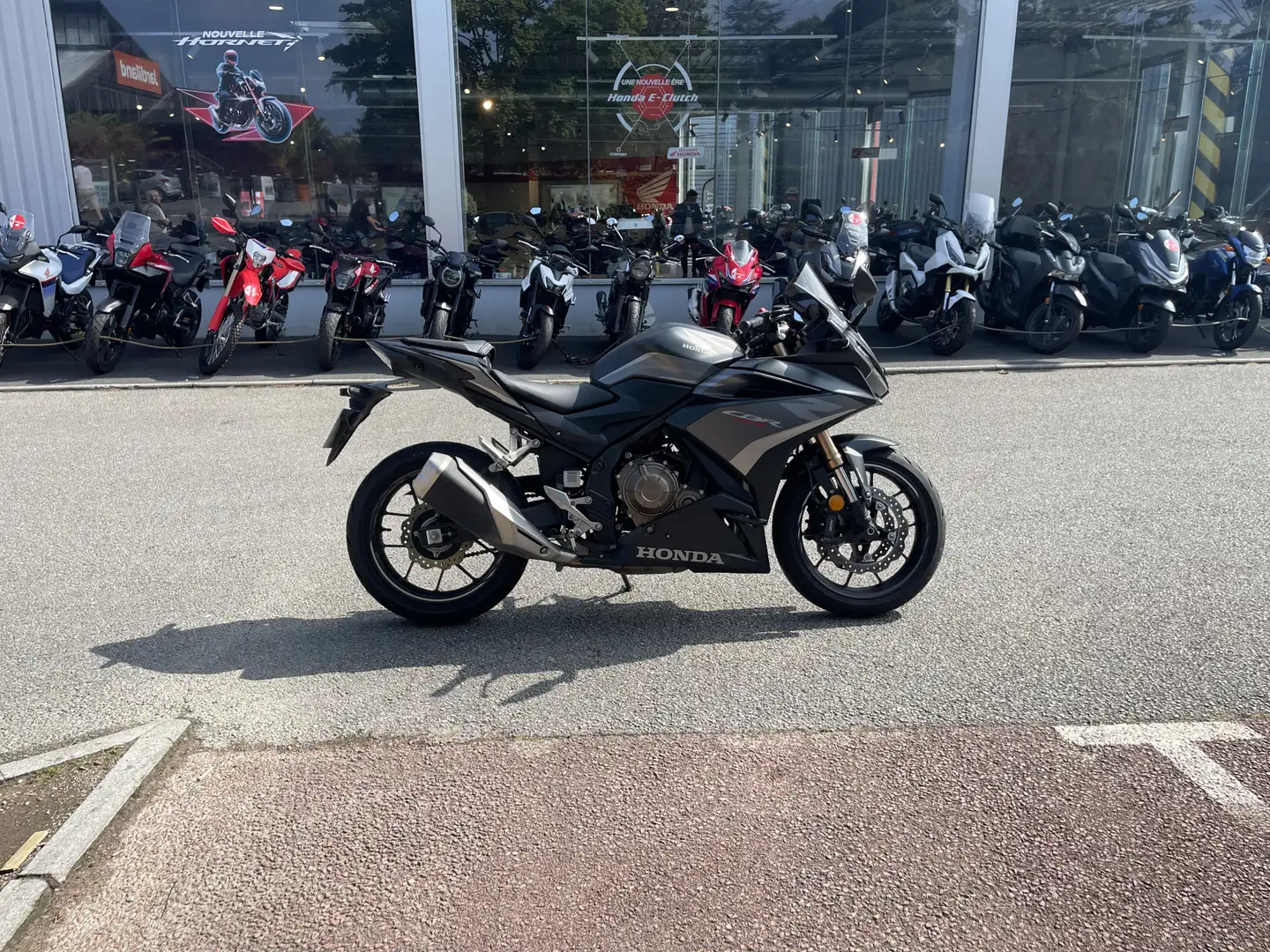 Honda CBR 500 R Noir - 1