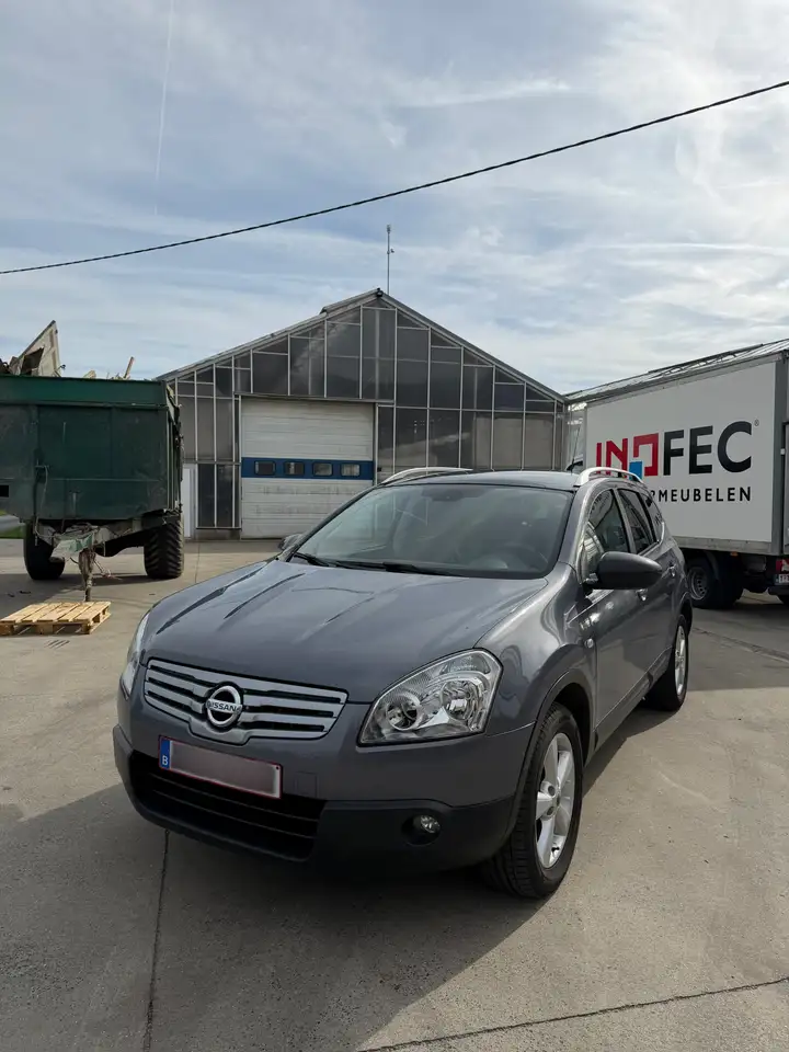 Nissan Qashqai+2