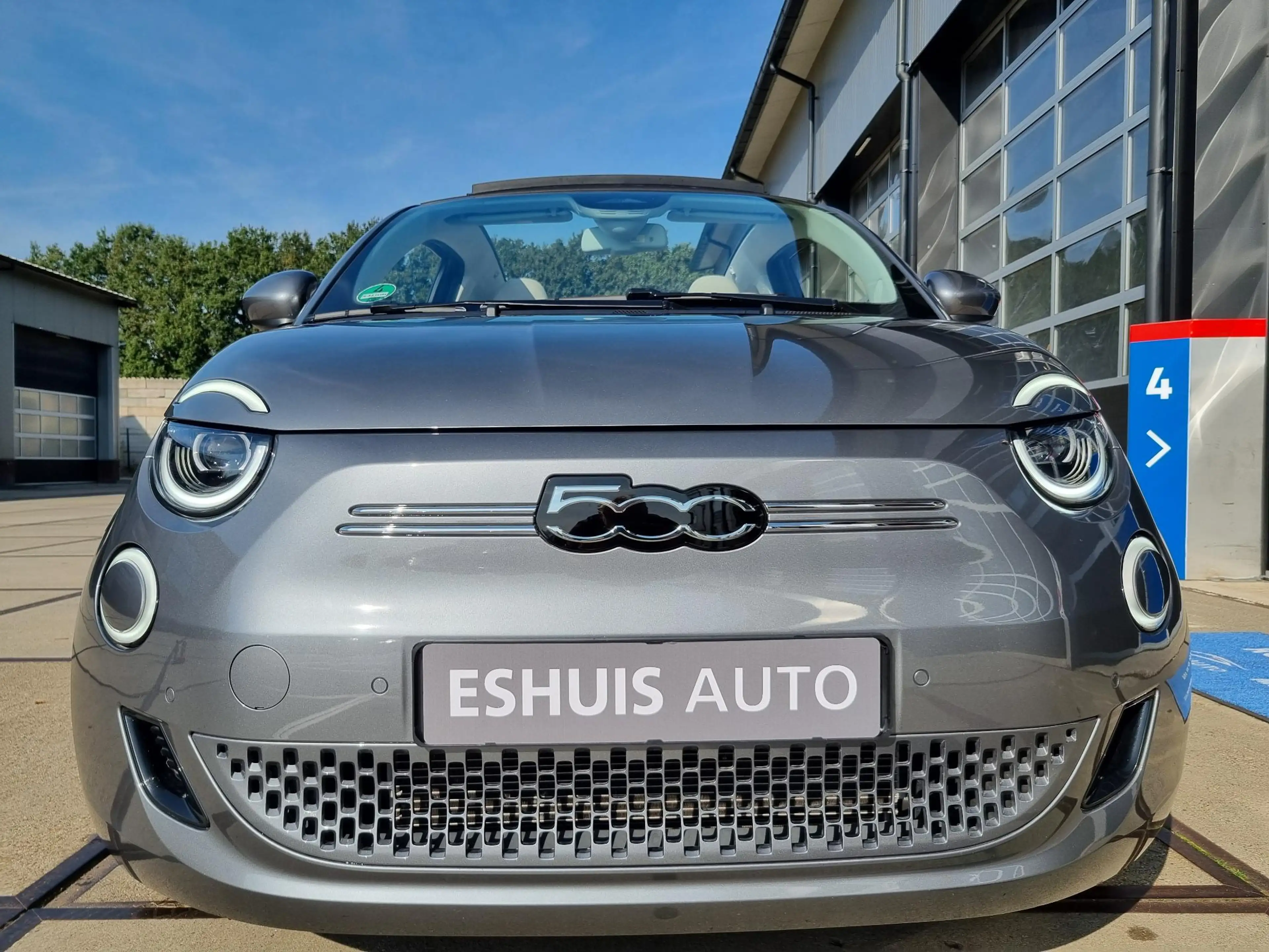 Fiat 500e Cabrio La Prima by Bocelli 42 kWh JBL / 17 INCH / — photo 27