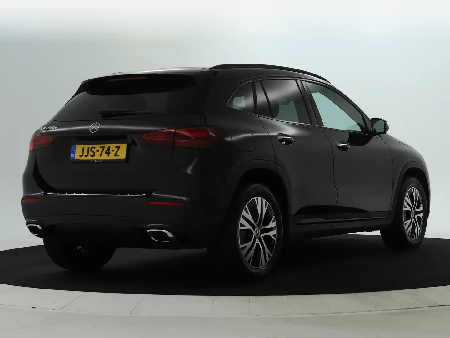 Mercedes-Benz GLA 250 e Plug-In Hybride Edition Progressive Line | Night Zwart - 2