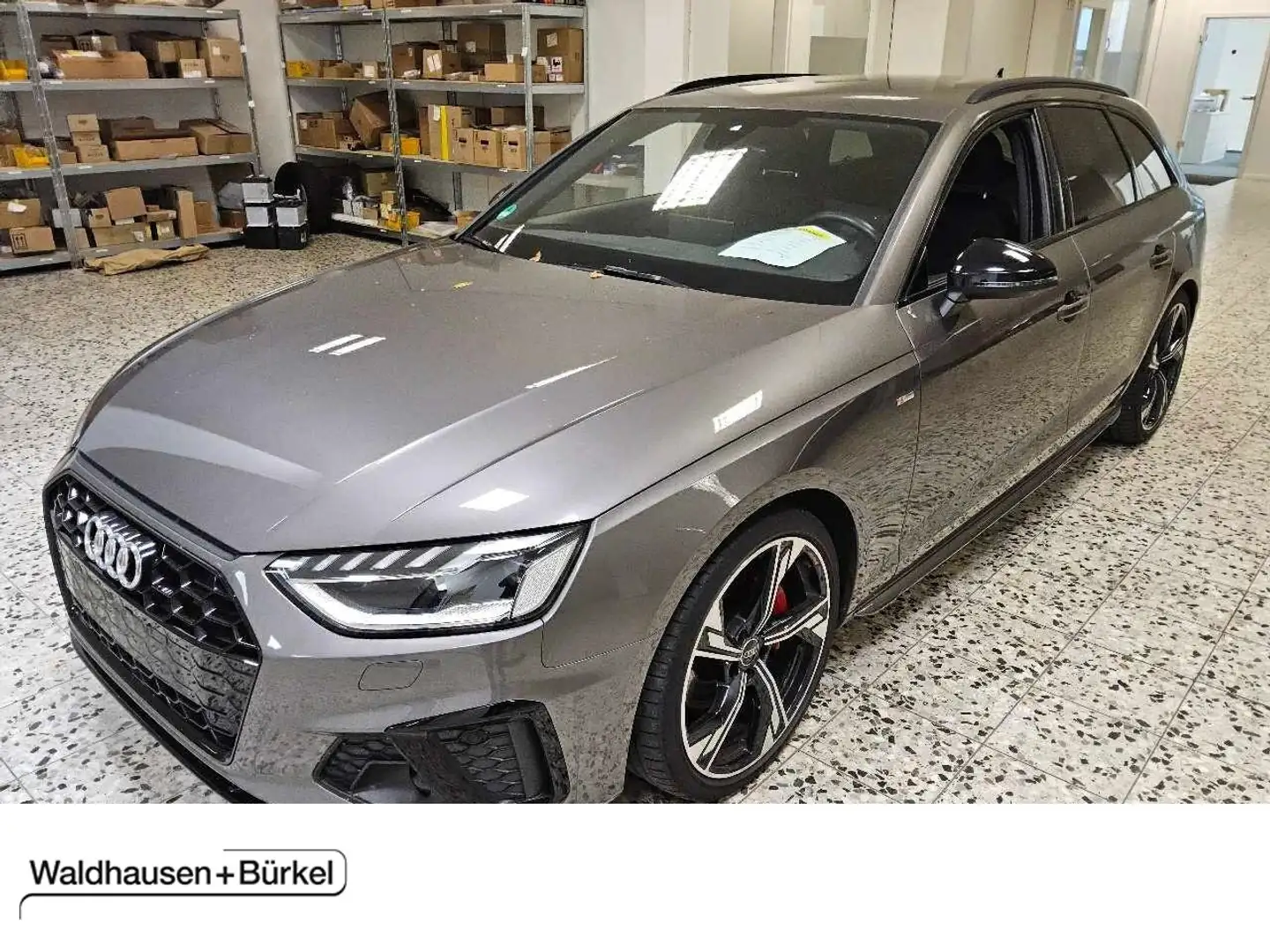 Audi A4 Avant 40 TDI S line Klima Navi Einparkhilfe Grau - 1