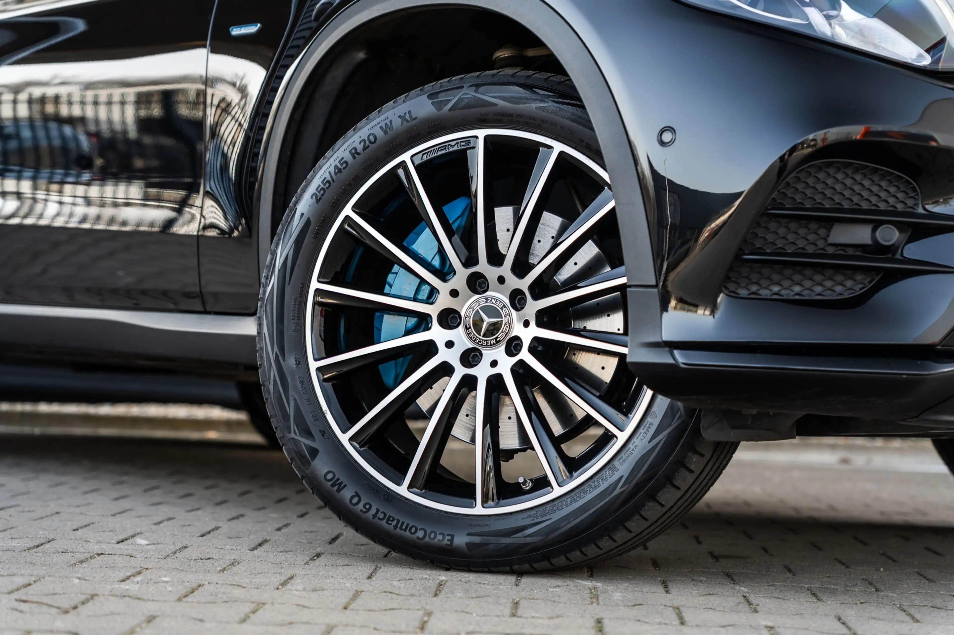 Mercedes-Benz GLC 350 350e 4MATIC AMG / PANO / MEMORY / BURMESTER / CARP — photo 8