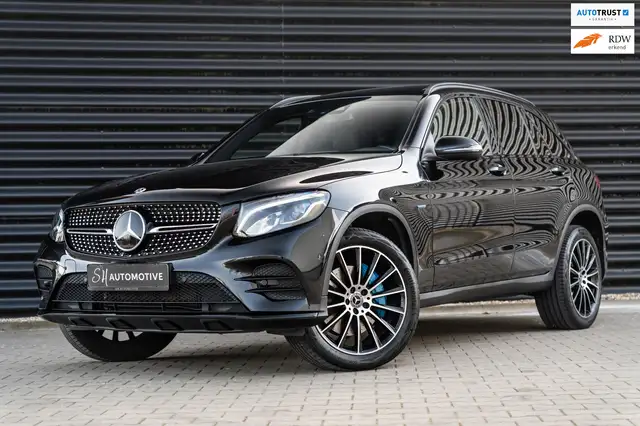 Mercedes-Benz GLC 350 350e 4MATIC AMG / PANO / MEMORY / BURMESTER / CARP
