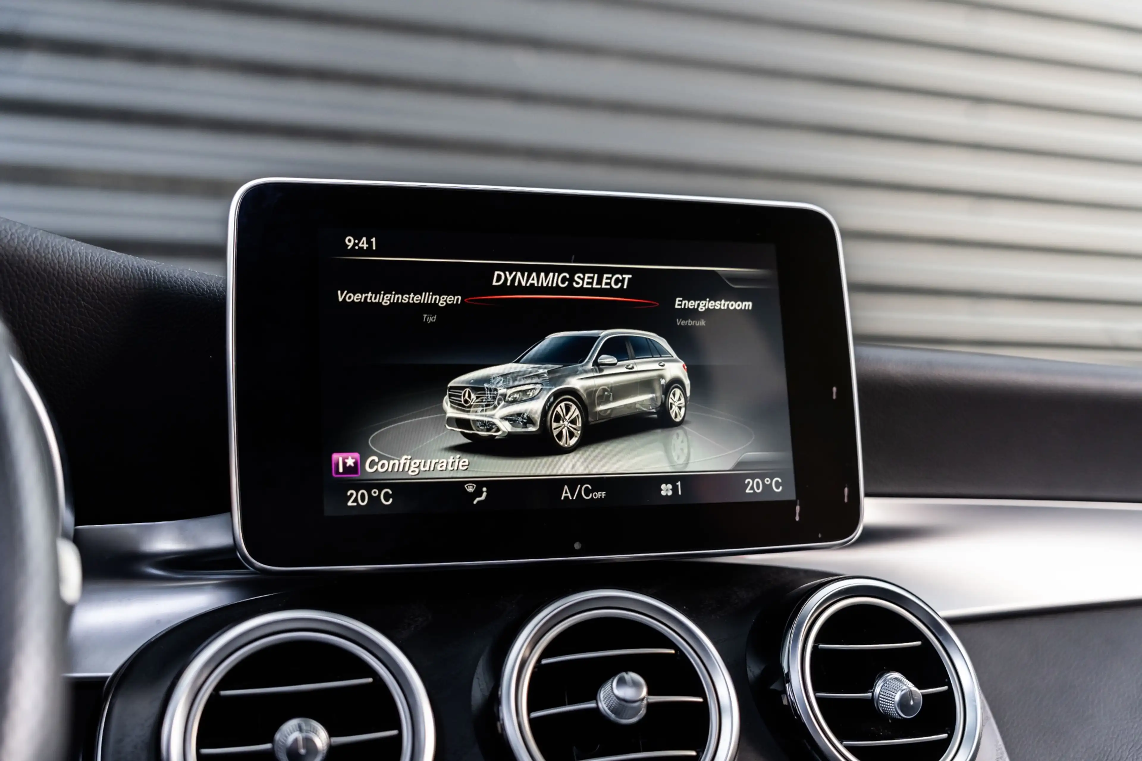 Mercedes-Benz GLC 350 350e 4MATIC AMG / PANO / MEMORY / BURMESTER / CARP — photo 40