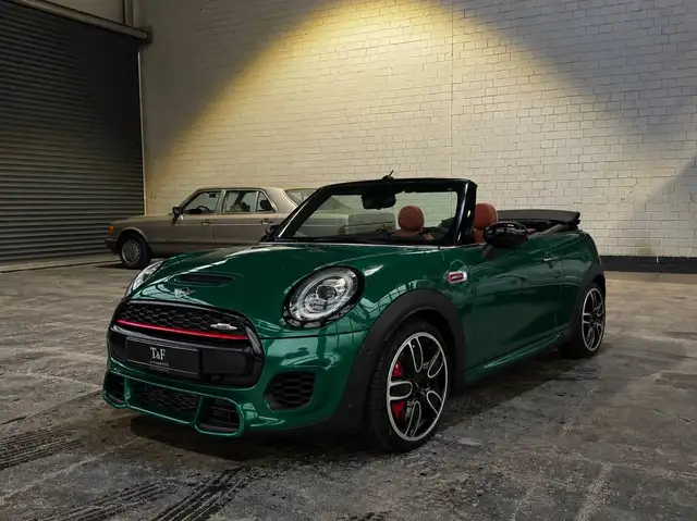 MINI John Cooper Works Cabrio John Cooper Works KAMERA/LED/AUTOM/HUD/H&K/LEDER