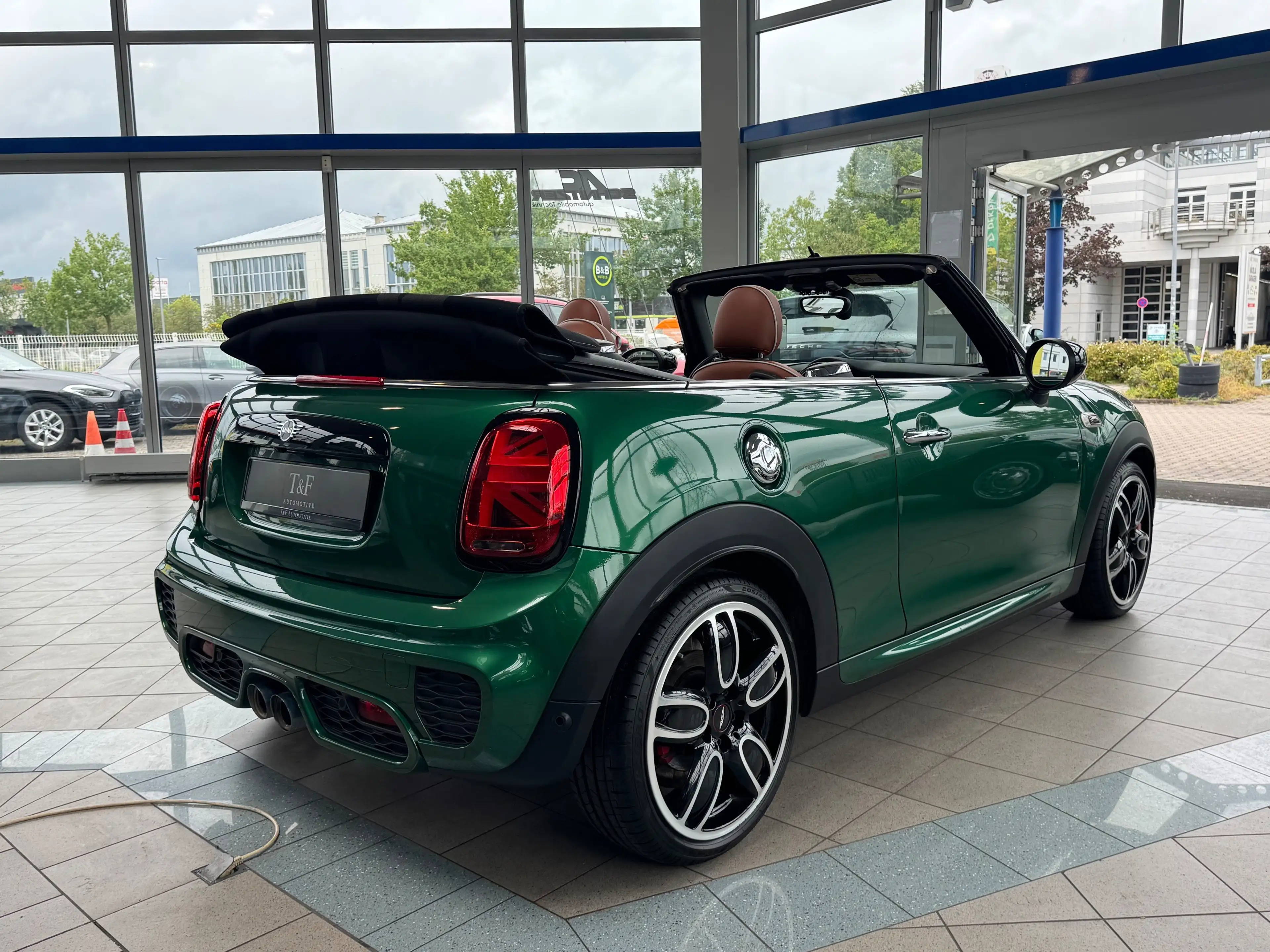 MINI John Cooper Works Cabrio John Cooper Works KAMERA/LED/AUTOM/HUD/H&K/LEDER — photo 9