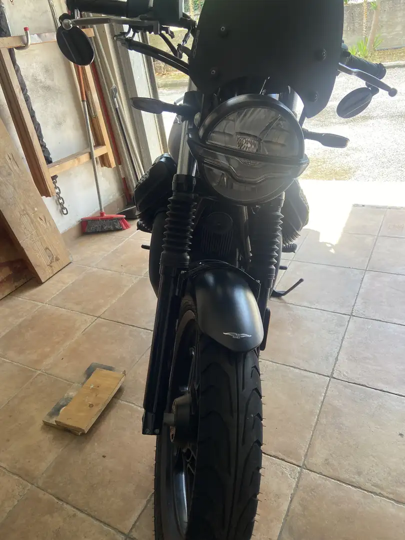 Moto Guzzi V 7 v7 stone Negru - 1