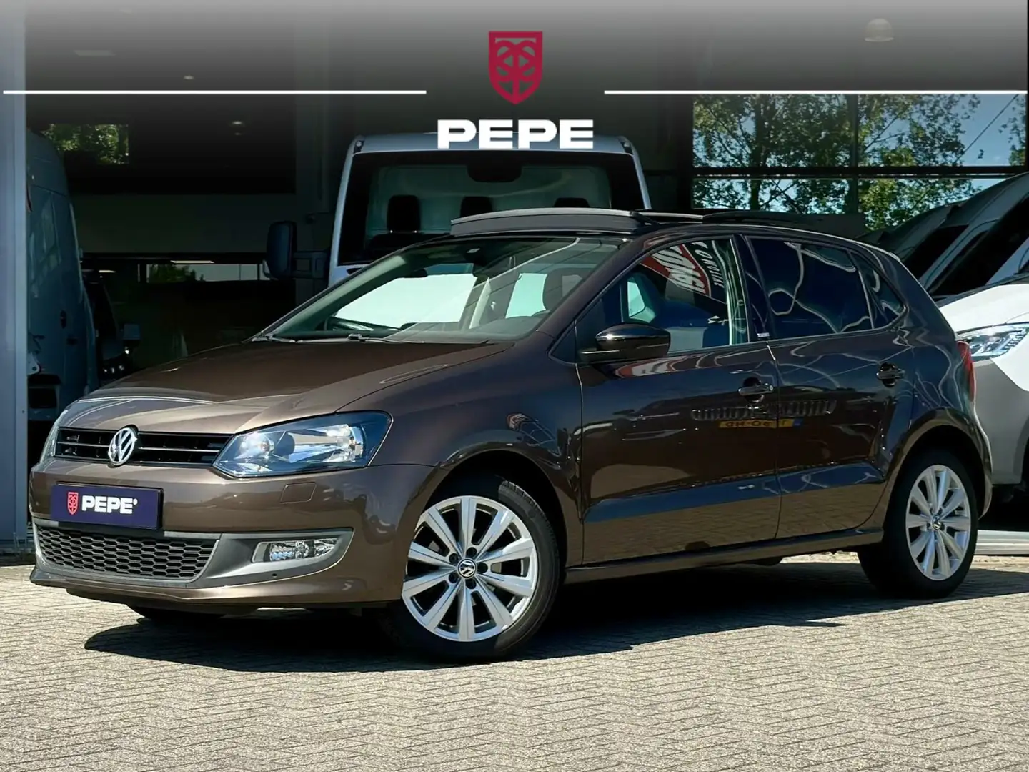Volkswagen Polo 1.2 BMT Comfortline|PANO|APP|CRUISE|STOELV Marrón - 1