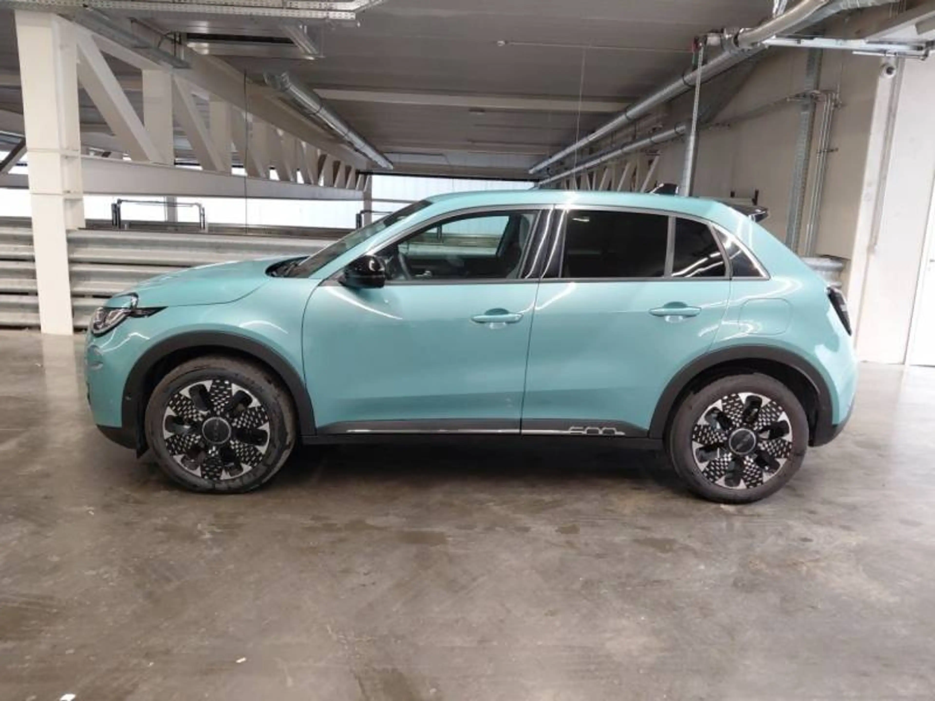 Fiat 600 1 1.2 Hybrid 110cv DCT La Prima — photo 4