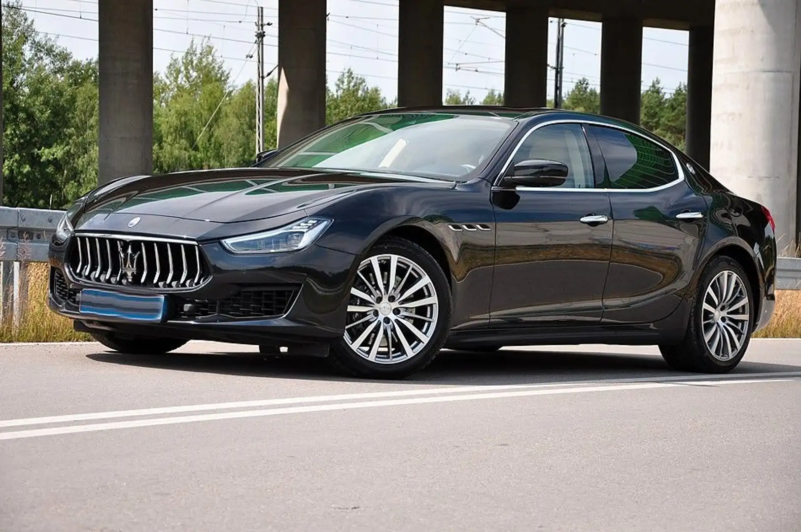 Maserati Ghibli Black - 2