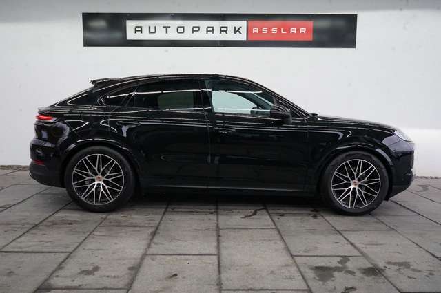 Imagine Porsche Cayenne Coupe MY2026/P-Display/LUFT/ACC/BOSE/21z