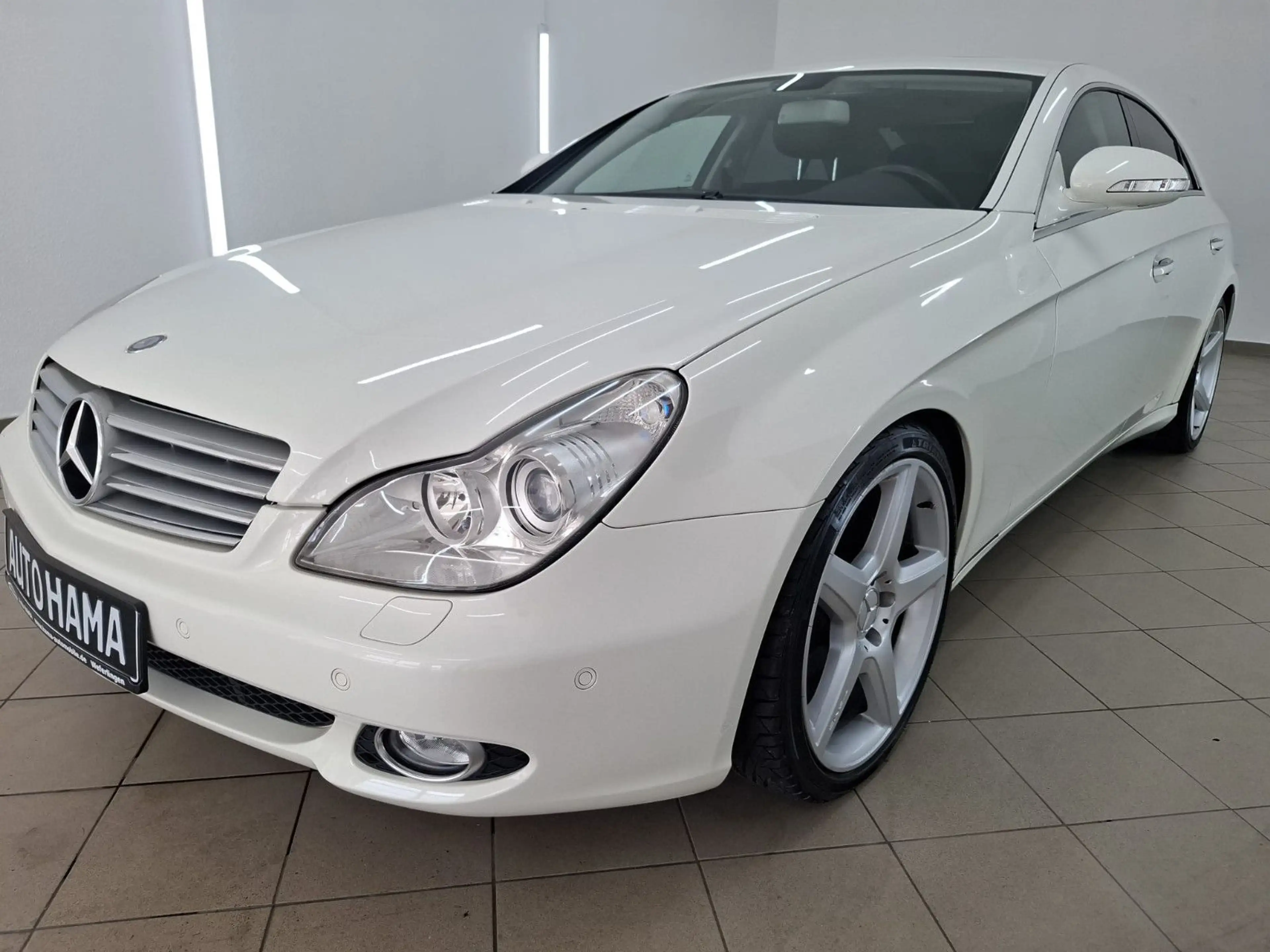 Mercedes-Benz CLS 350 *LEDER*PDC*SH*GEPFLEGT*SAUGER* — photo 6