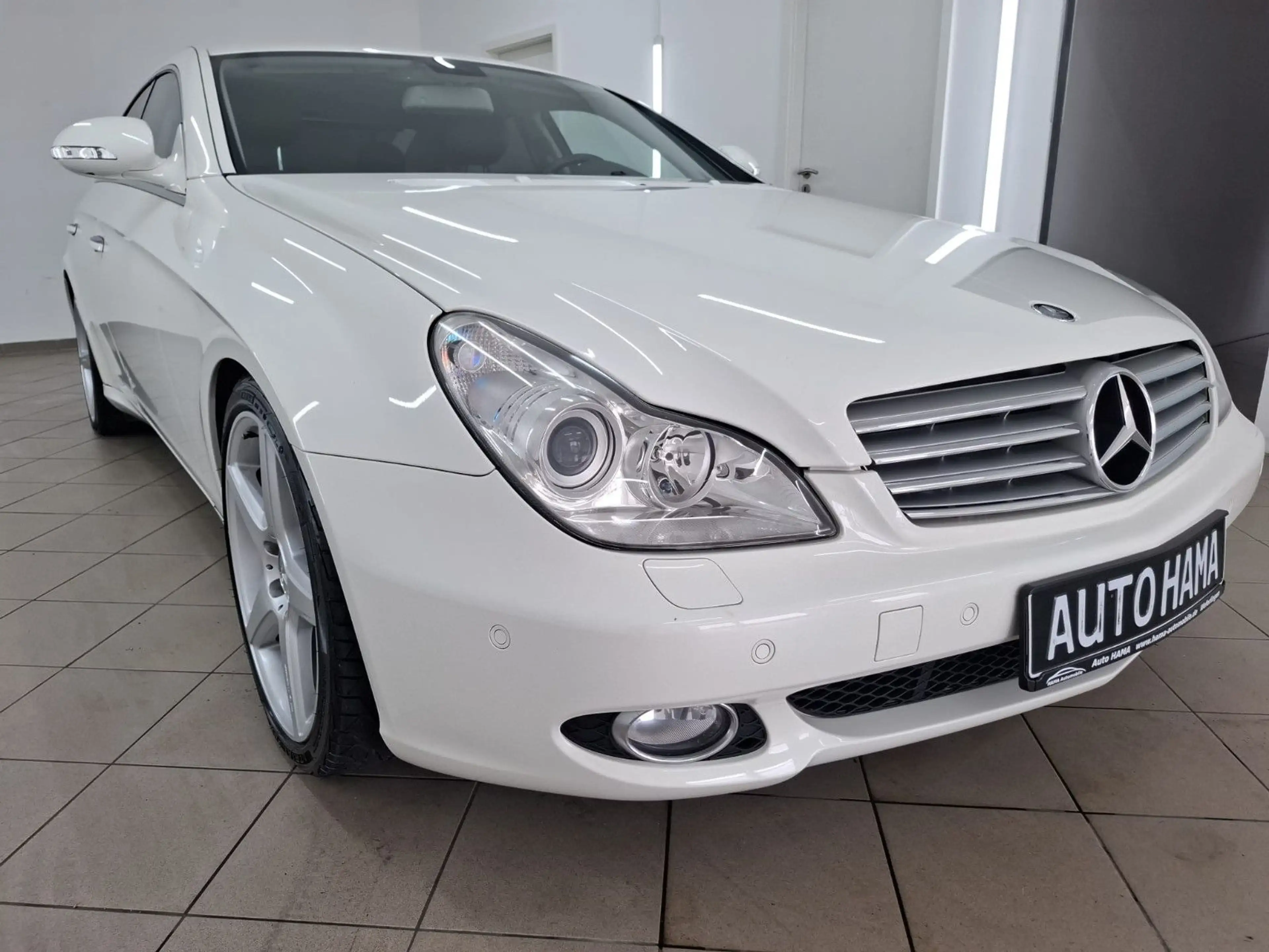 Mercedes-Benz CLS 350 *LEDER*PDC*SH*GEPFLEGT*SAUGER* — photo 4