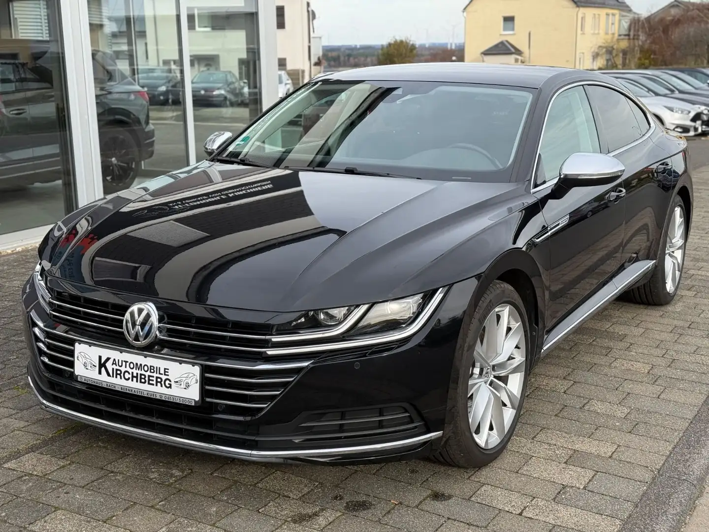 Volkswagen Arteon Elegance Automatik+Alcantara+Kam+Nav+LED+ Schwarz - 1