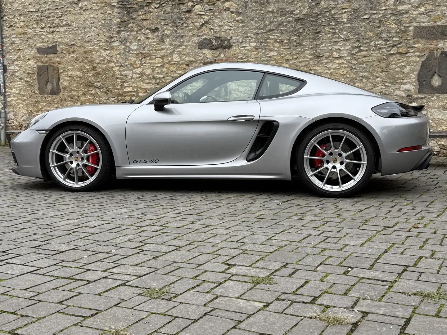 Porsche Cayman 718 GTS 4.0 Schalter, Naturleder & Carbonpakete Silber - 1