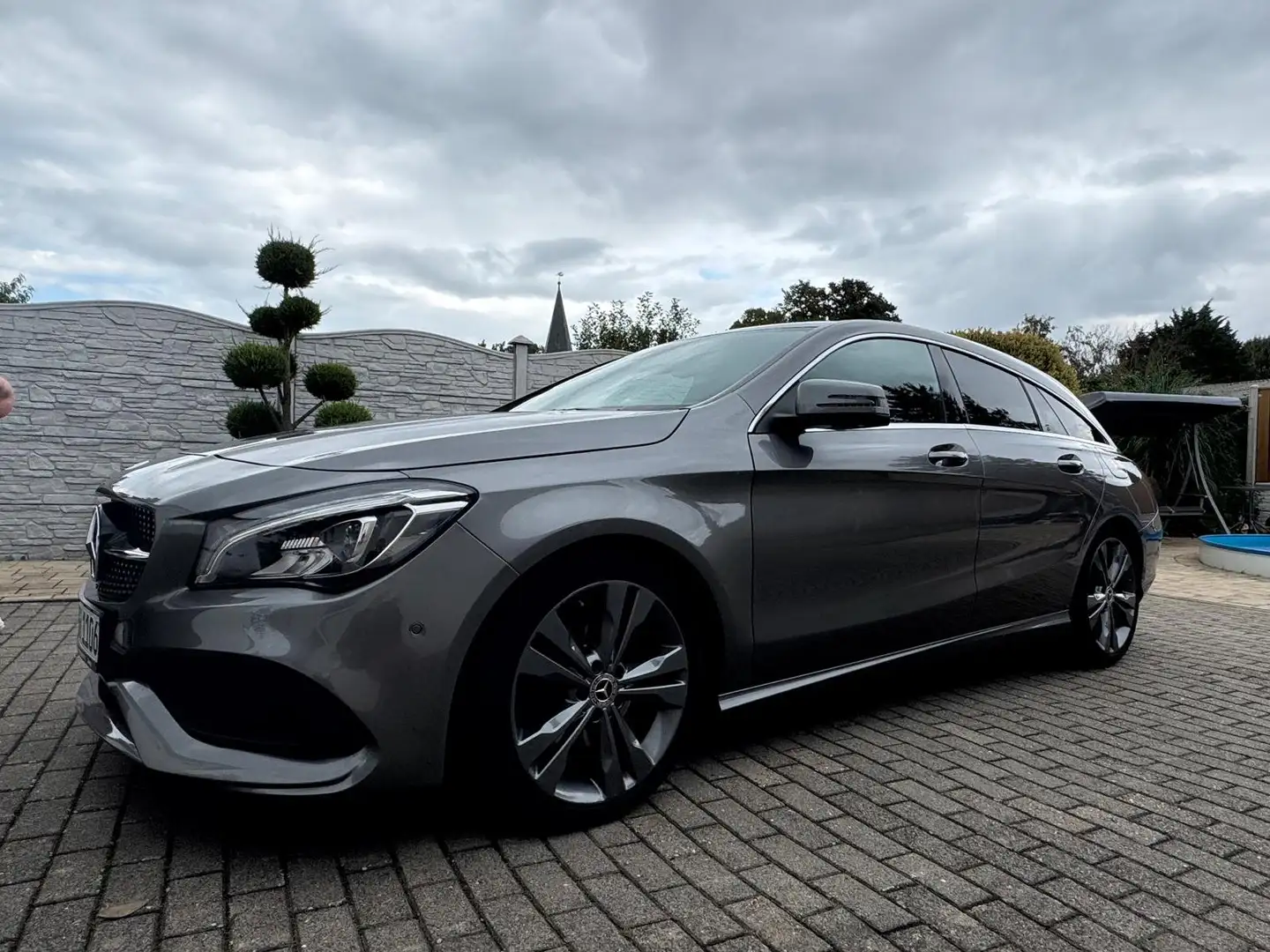 Mercedes-Benz CLA 220 CLA Shooting Brake 220 d 4Matic 7G-DCT Peak Editio - 2