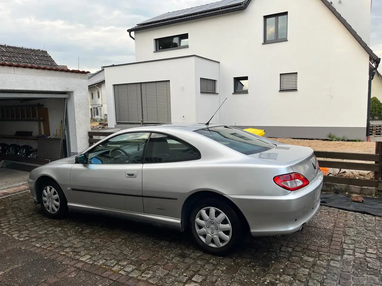 Peugeot 406 Coupe 2.0 16V, foto 3