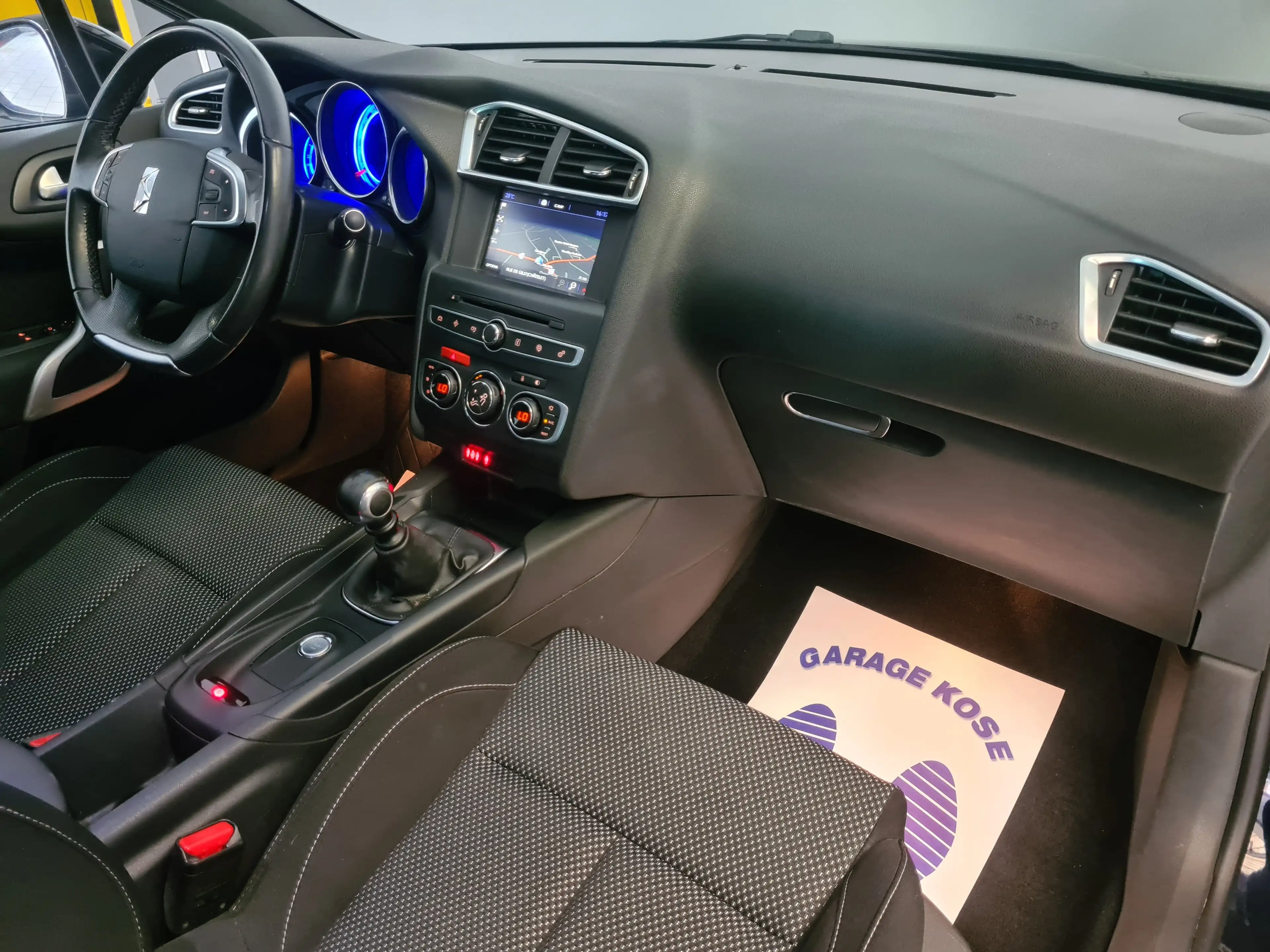 DS Automobiles DS 4 Crossback 1.2 PureTec/NAVIGATION/CAR-PLAY/1ERE MAIN/GARANTIE — photo 11