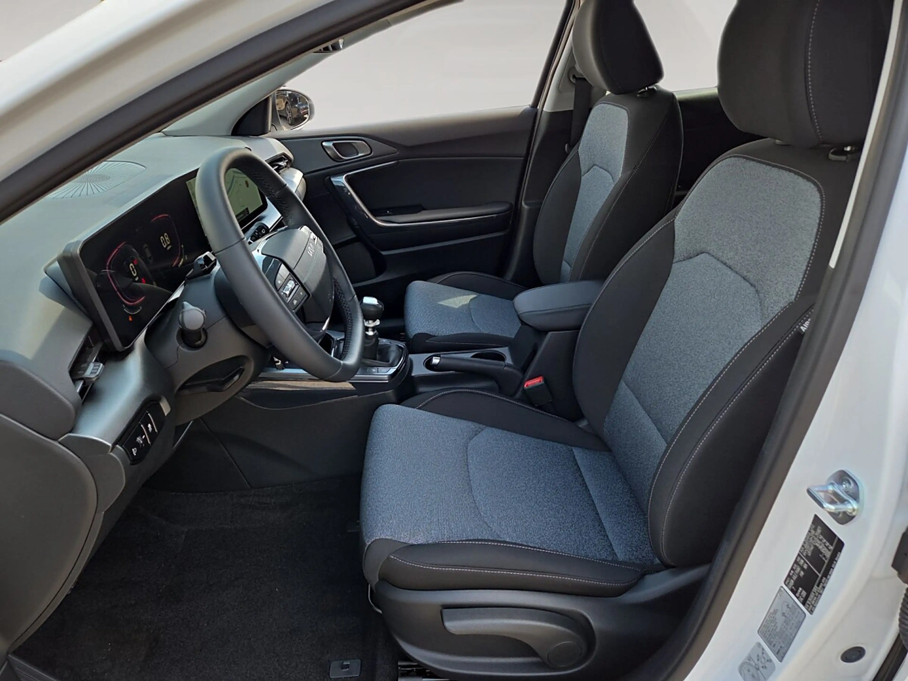 Kia XCeed Xceed 1,0 TGDI GPF Silber — photo 10