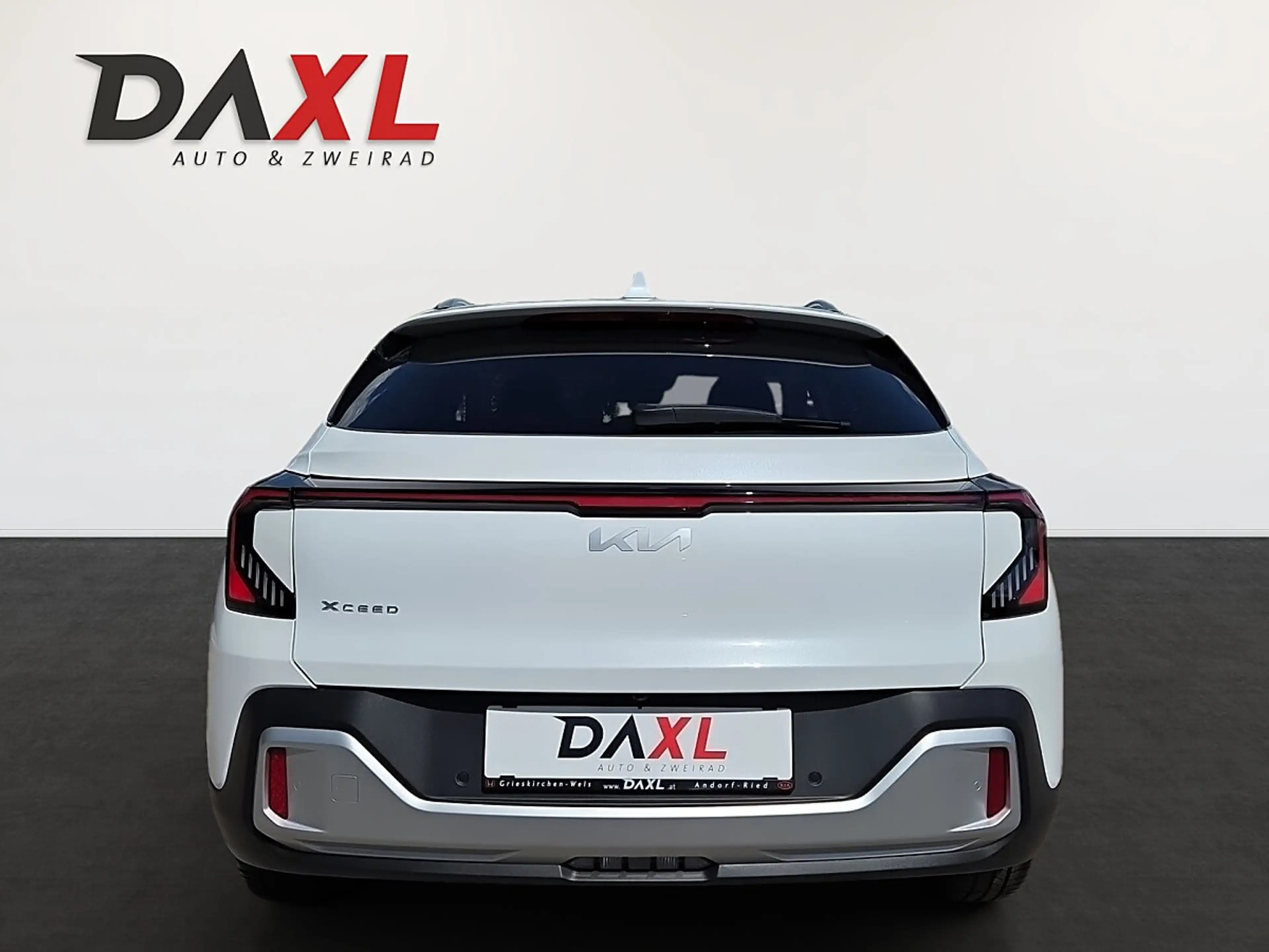 Kia XCeed Xceed 1,0 TGDI GPF Silber — photo 6