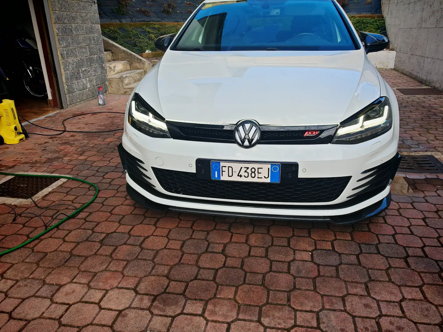 Volkswagen Golf GTI 2.0 tsi Performance 415cv - 1
