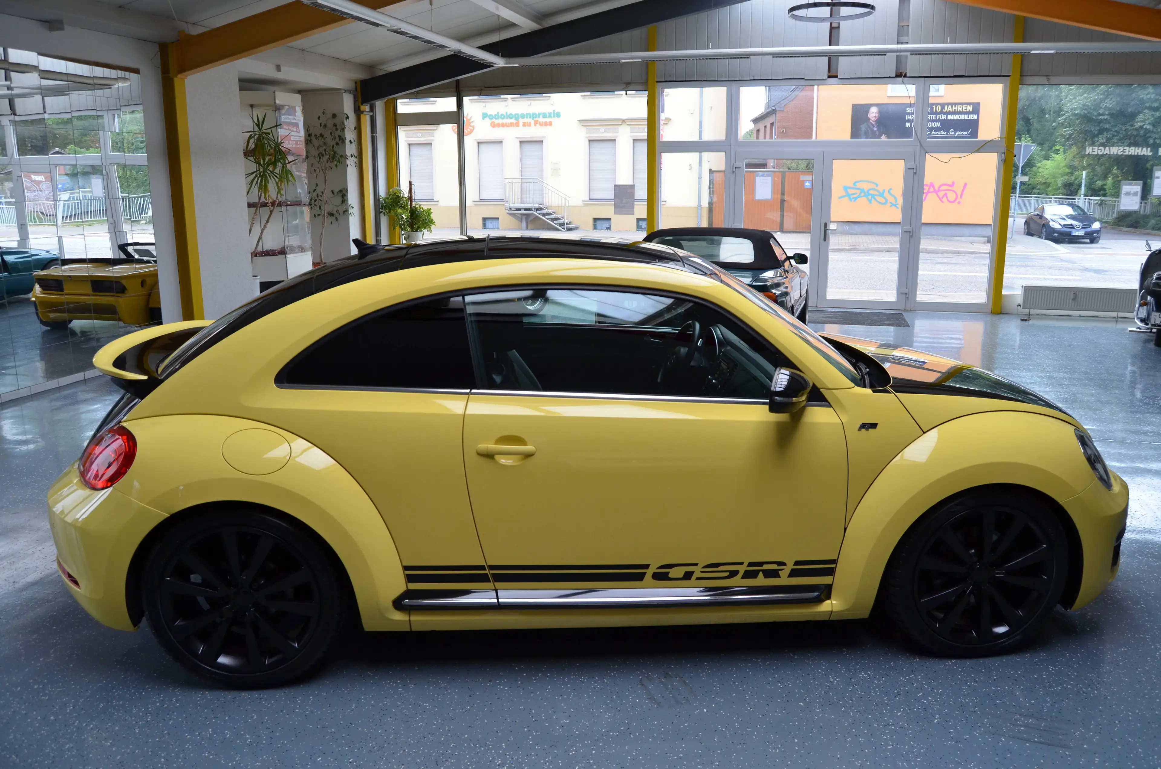 Volkswagen Beetle GSR DSG R-Line Pano 3458 v. 3500 Limitiert — photo 4