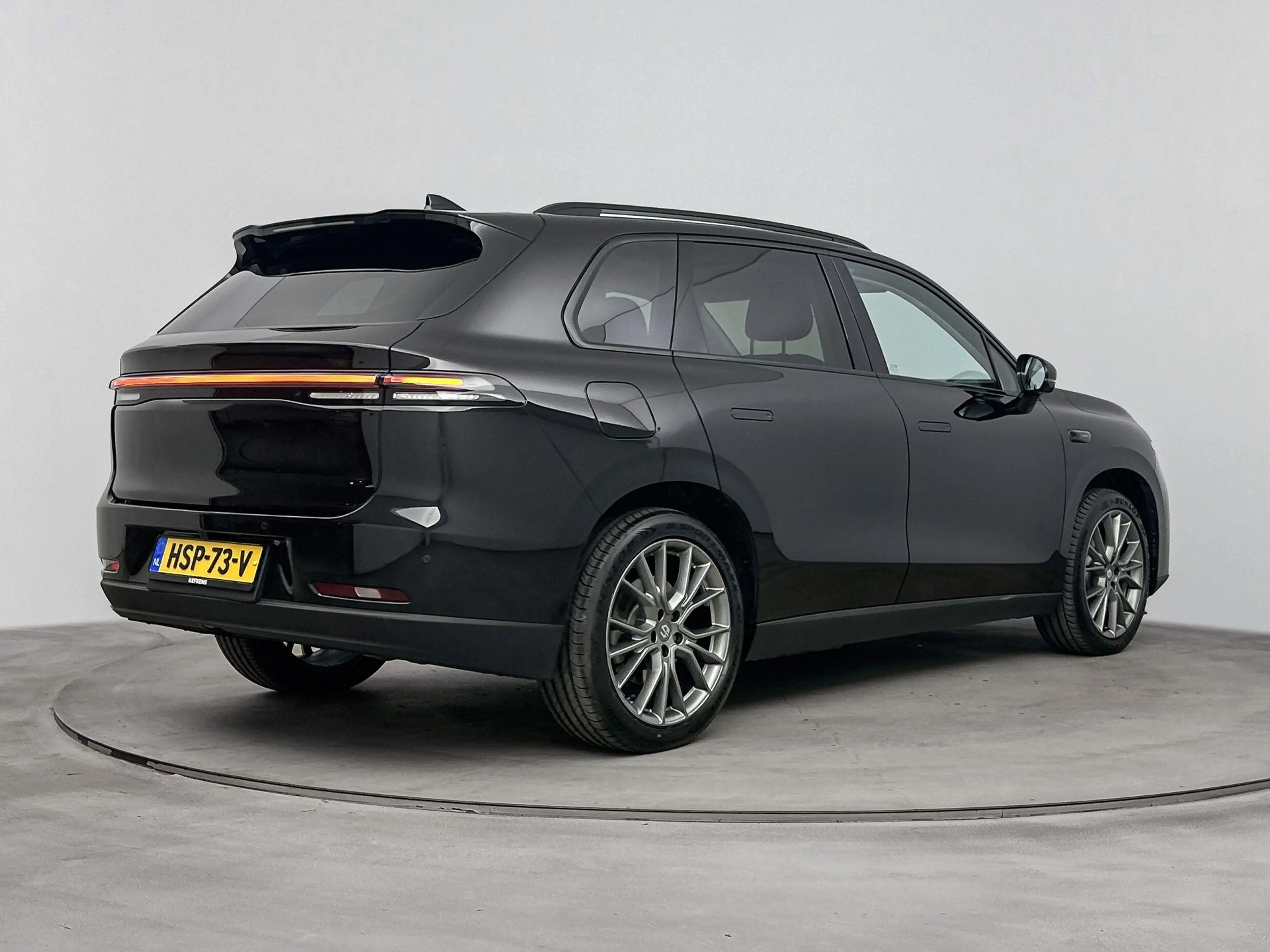 Leapmotor C10 Design REEV 28.4 kWh | Navigatie | 360 Camera | Le — photo 10