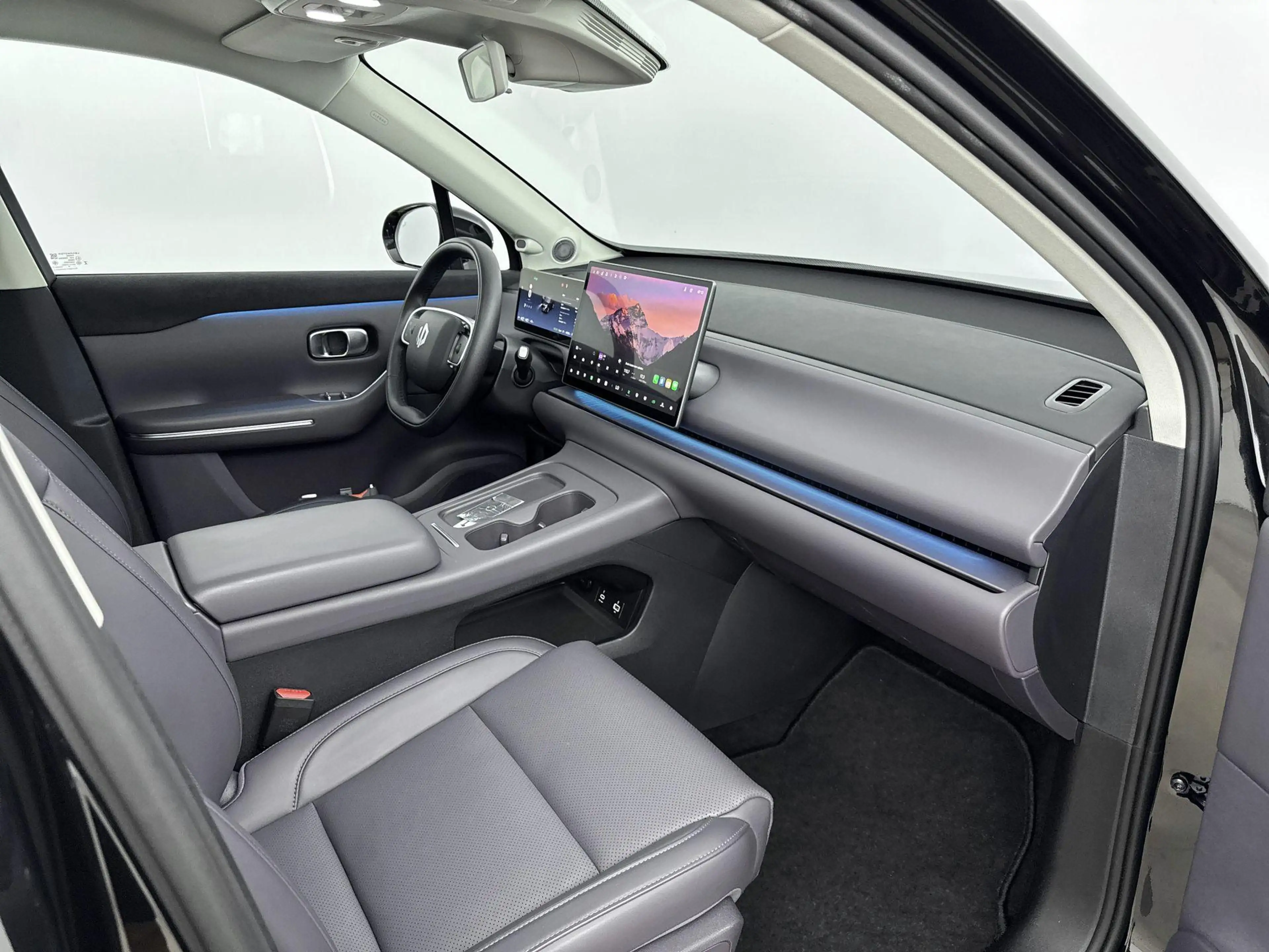 Leapmotor C10 Design REEV 28.4 kWh | Navigatie | 360 Camera | Le — photo 8