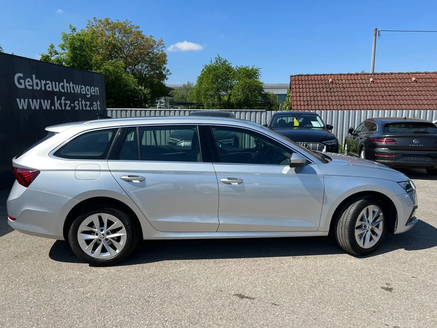 Skoda Octavia Combi 1,0 TSI Style | HUD/TEILLEDER Silber - 2