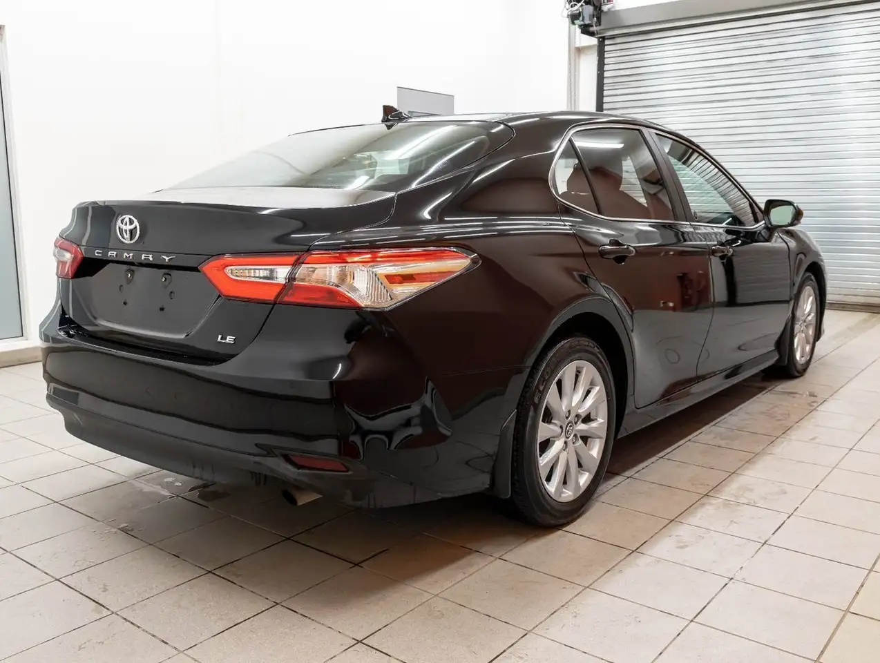 Toyota Camry снимка Toyota Camry