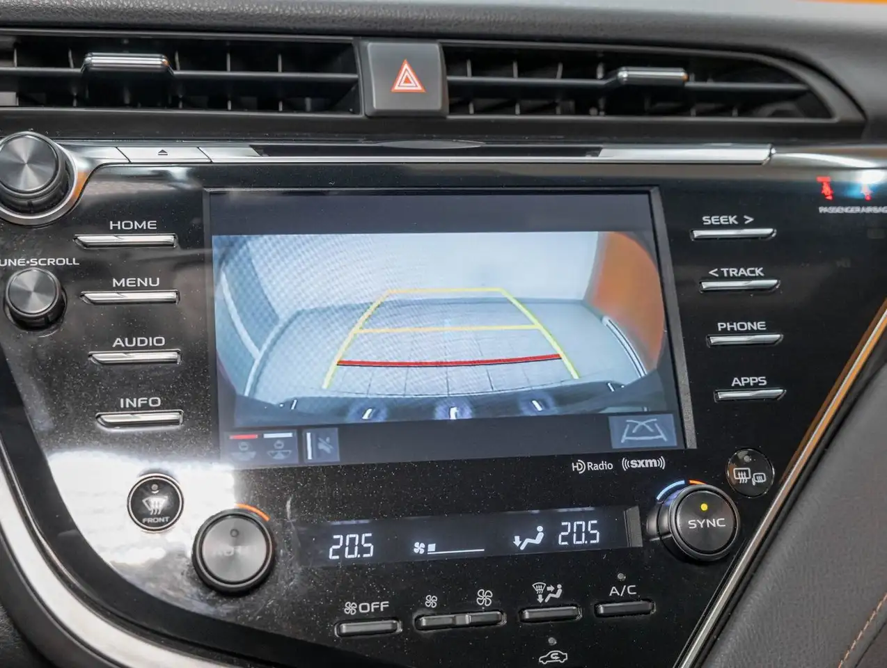 Toyota Camry снимка Toyota Camry