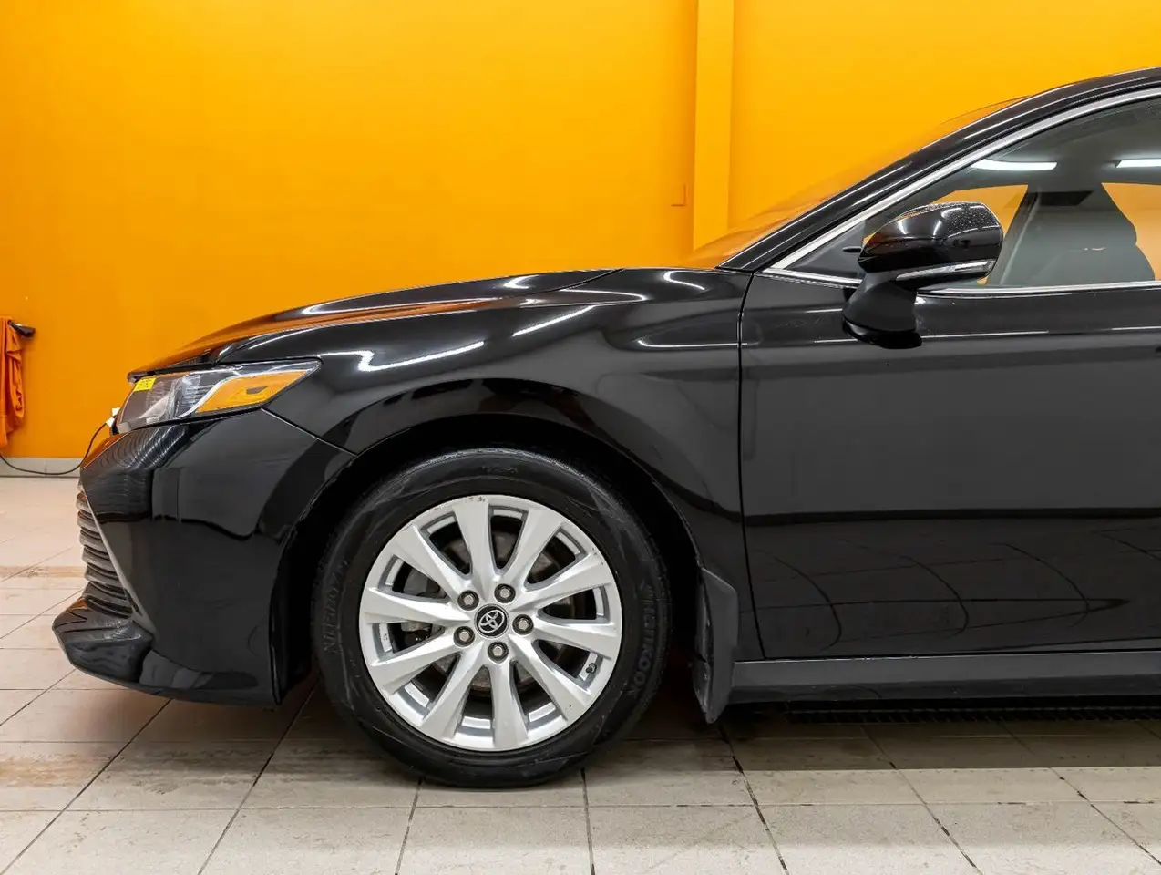 Toyota Camry снимка Toyota Camry