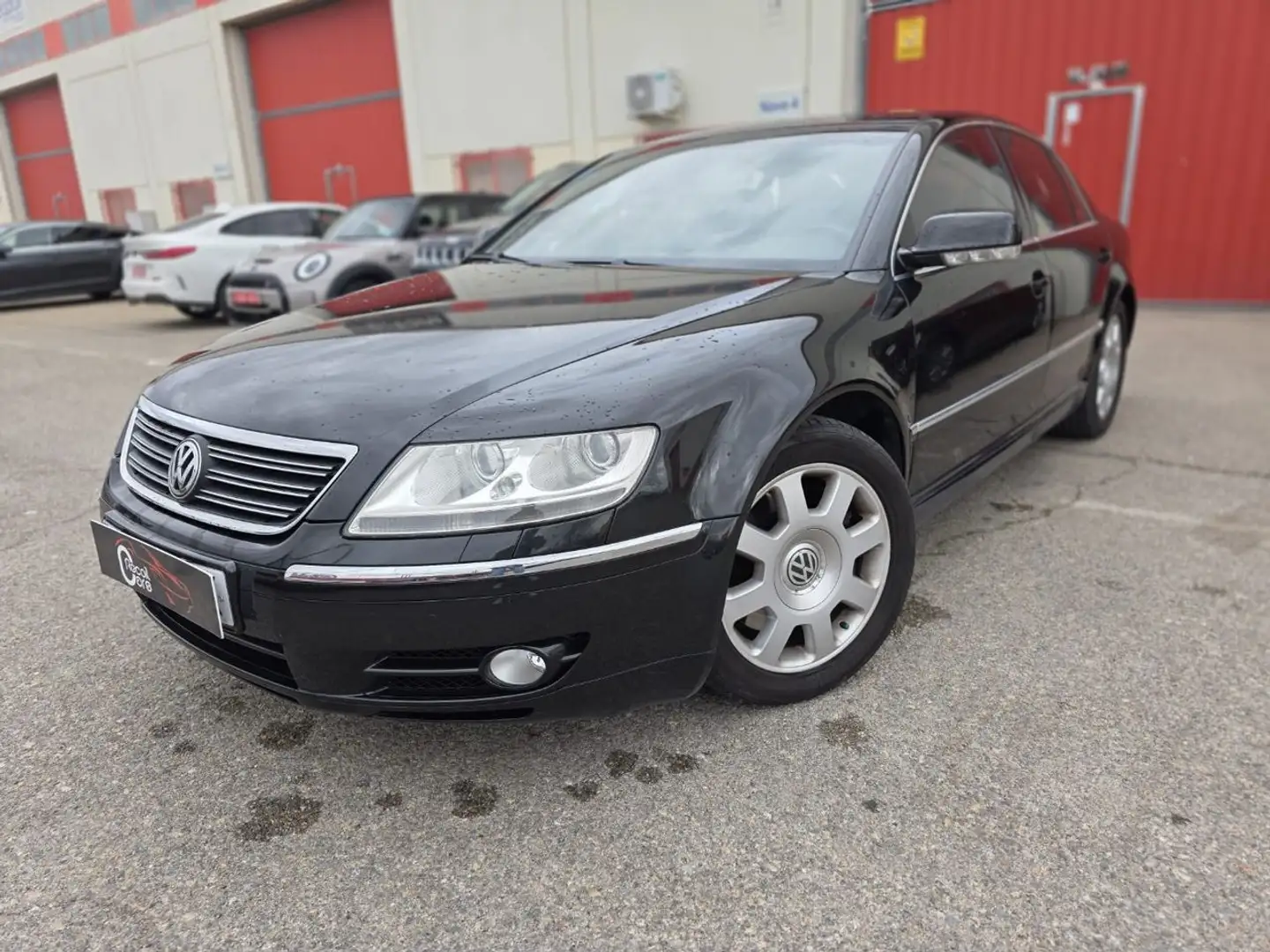 Volkswagen Phaeton 5.0TDI V10 4Motion Tiptronic 5pl. Чорний - 1